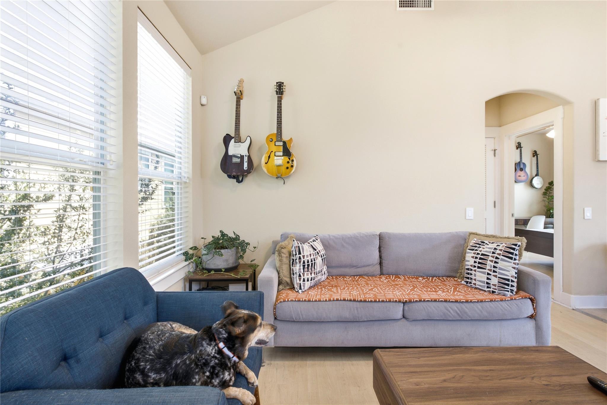 1601  Miriam Ave  #213, Austin, TX, 78702