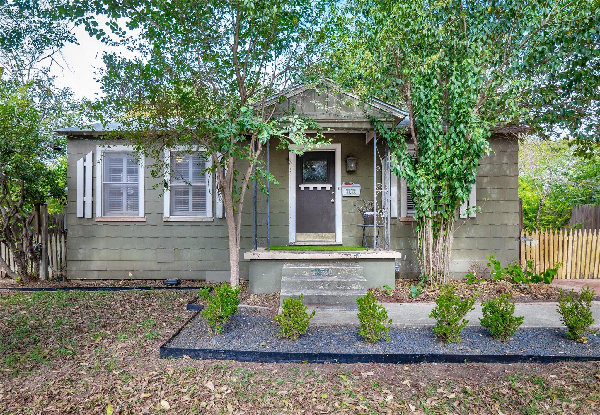 1236 W San Antonio St, San Marcos, TX, 78666