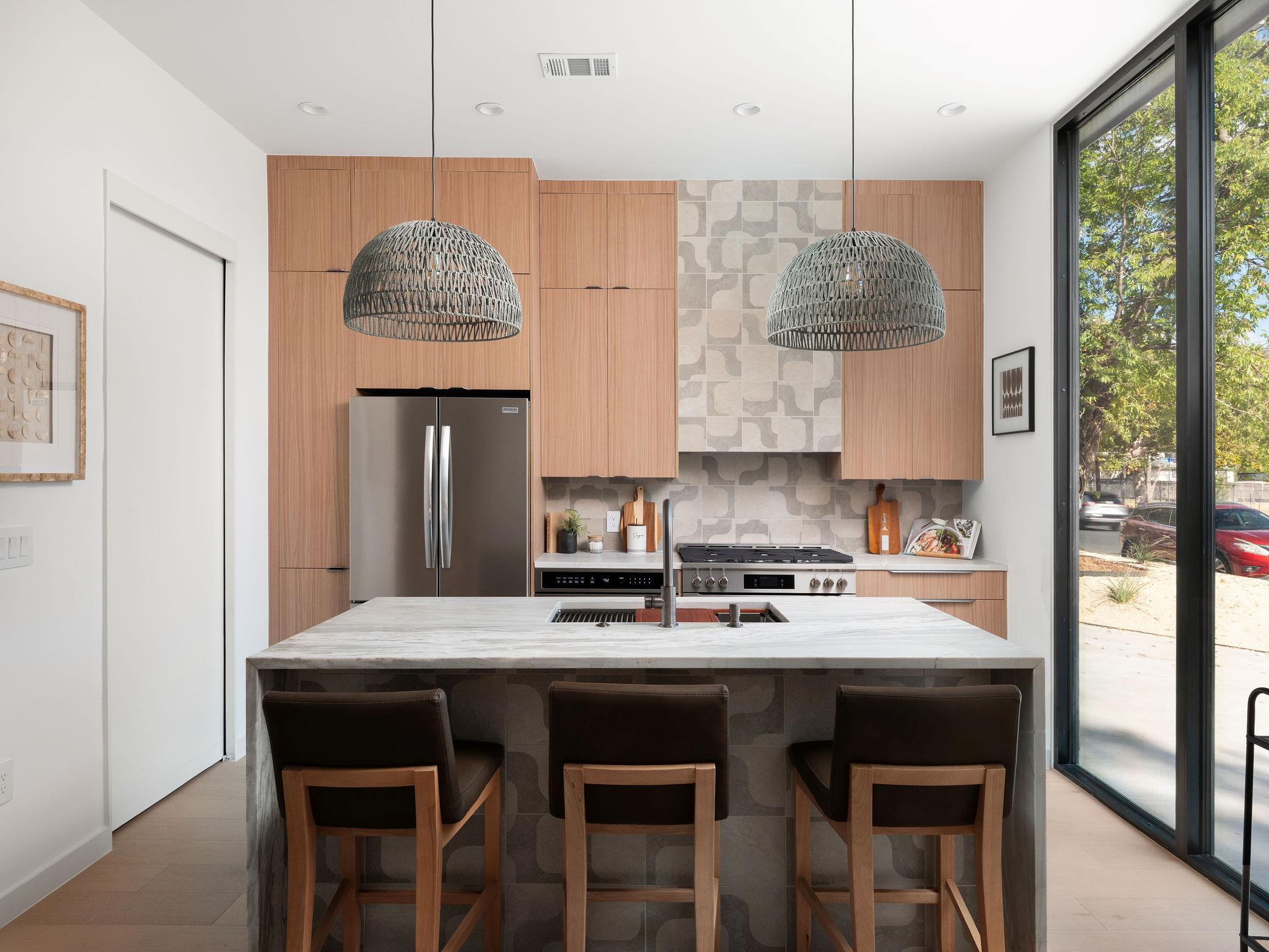 2301 East 2nd St #2, Austin, TX, 78702