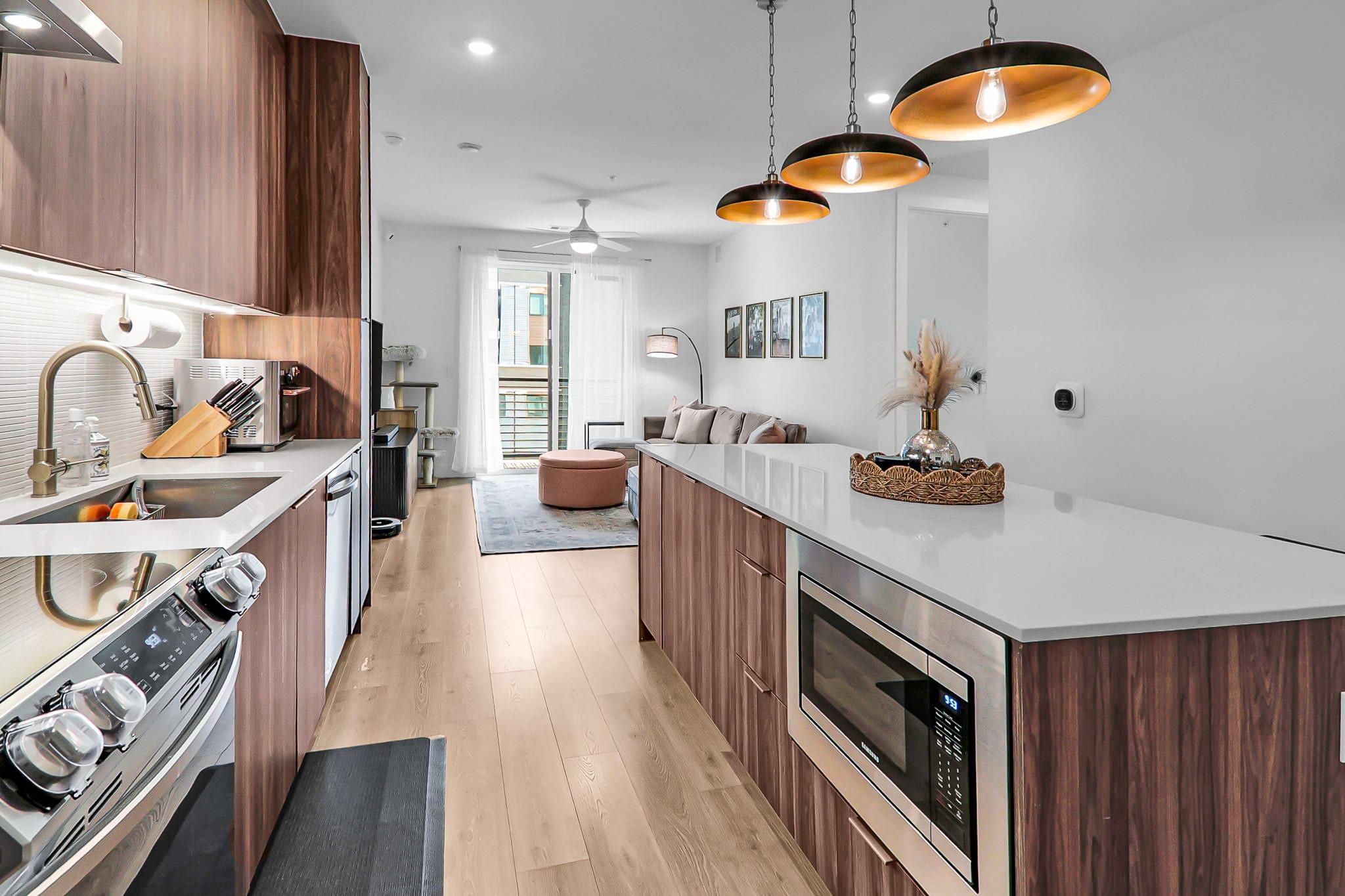 1701 Simond Ave #304, Austin, TX, 78723