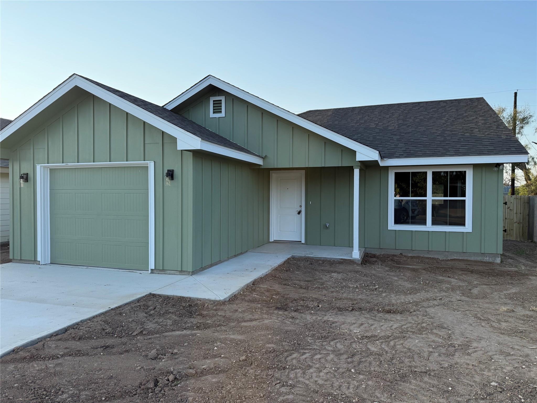 1710 E Avenue J Ave, Lampasas, TX, 76550