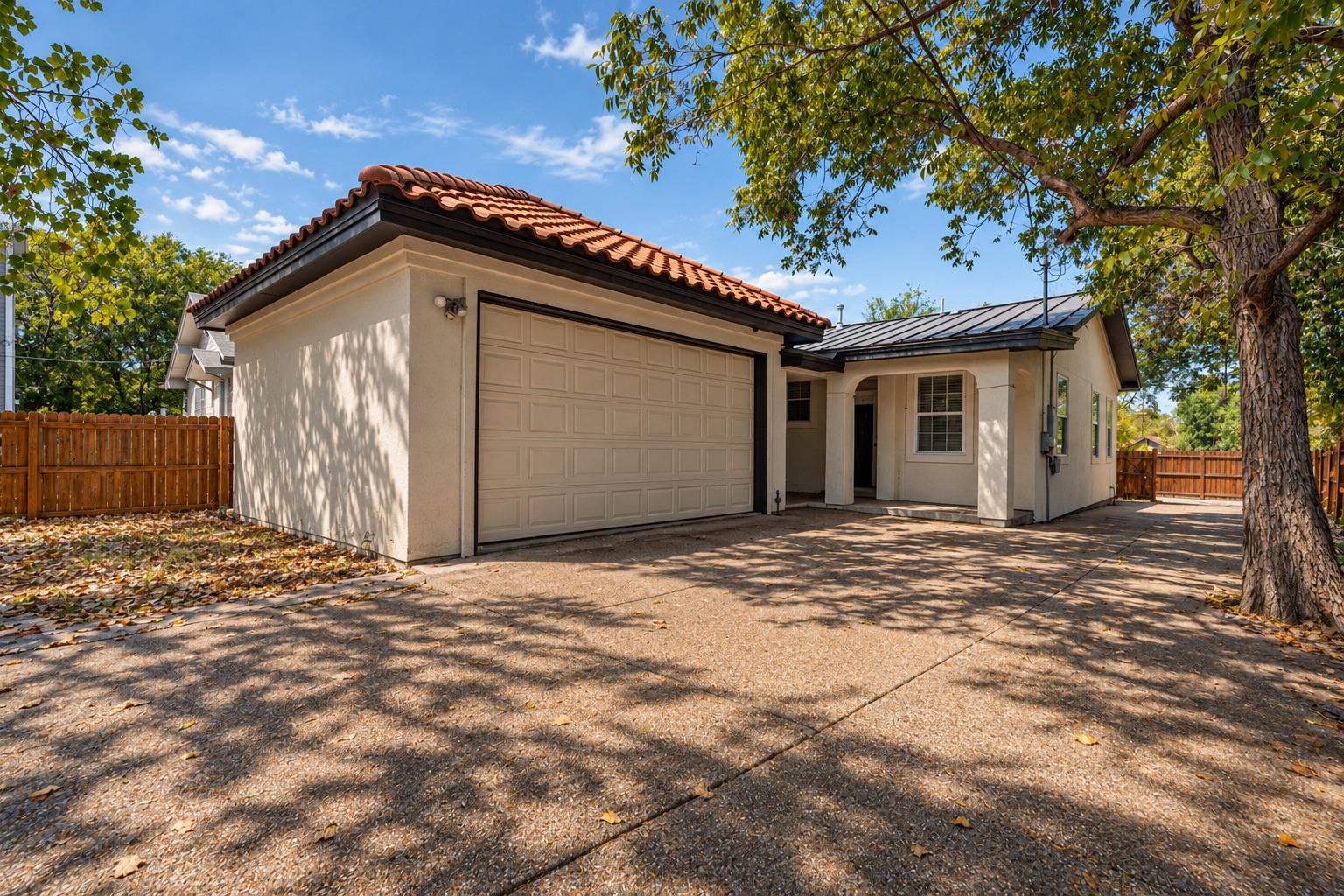 6707 Santos St, Austin, TX, 78741
