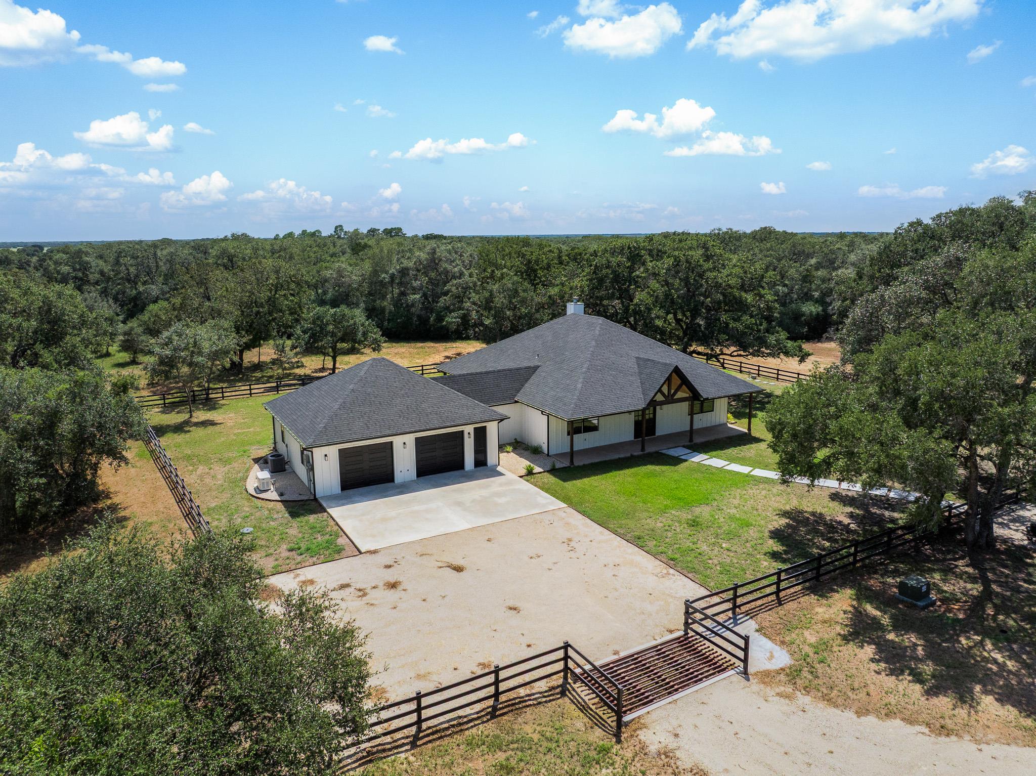 1109 County Road 157 None, Columbus, TX, 78934