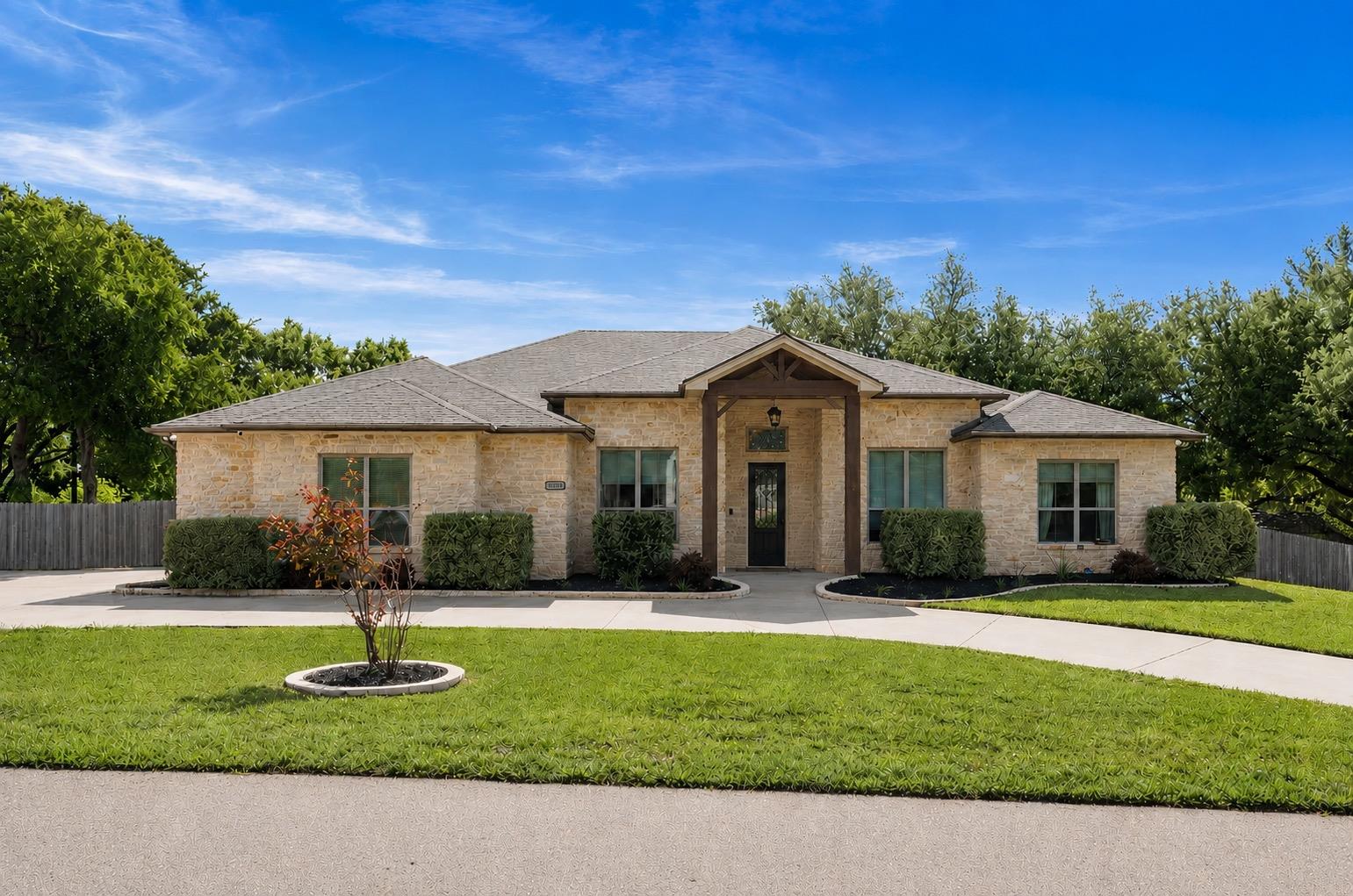 1006 Deer Xing, Salado, TX, 76571
