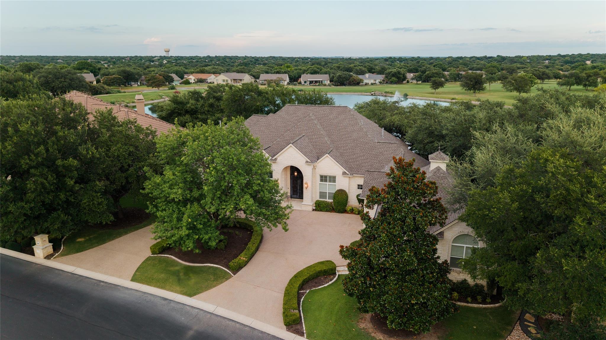 200 Stardust Ln, Georgetown, TX, 78633