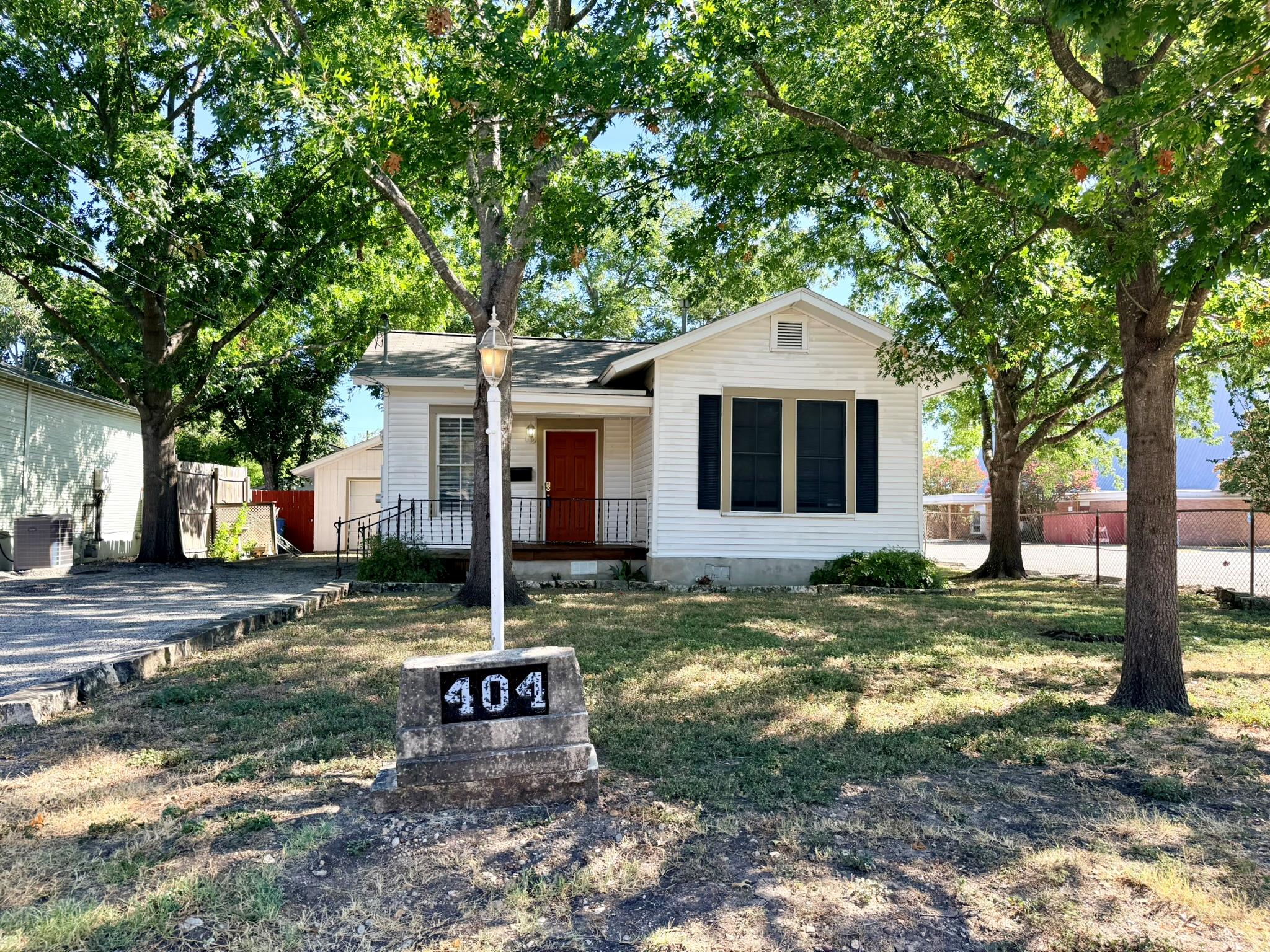 404 Normandy St, Austin, TX, 78745