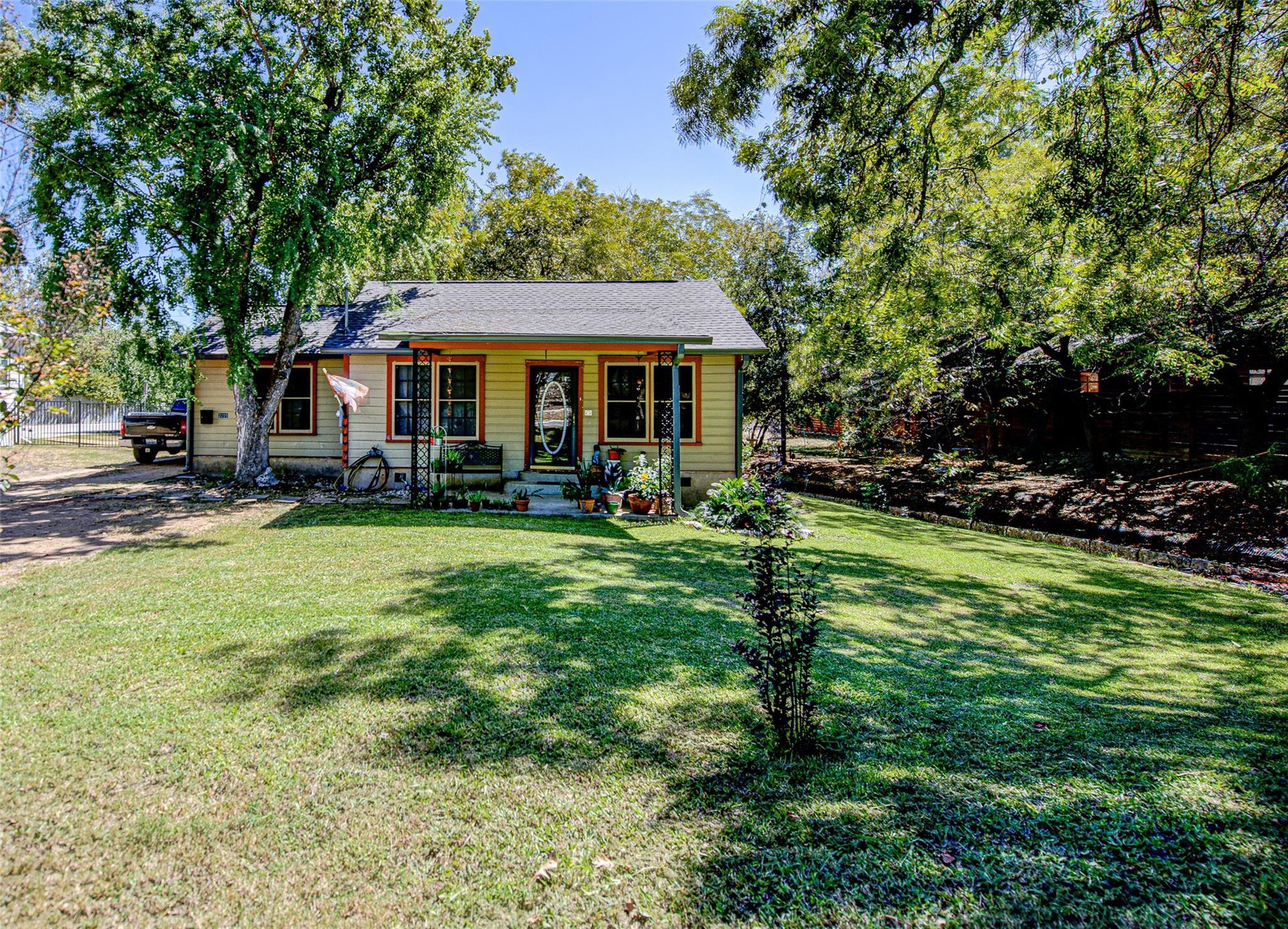3205 Menchaca Rd, Austin, TX, 78704