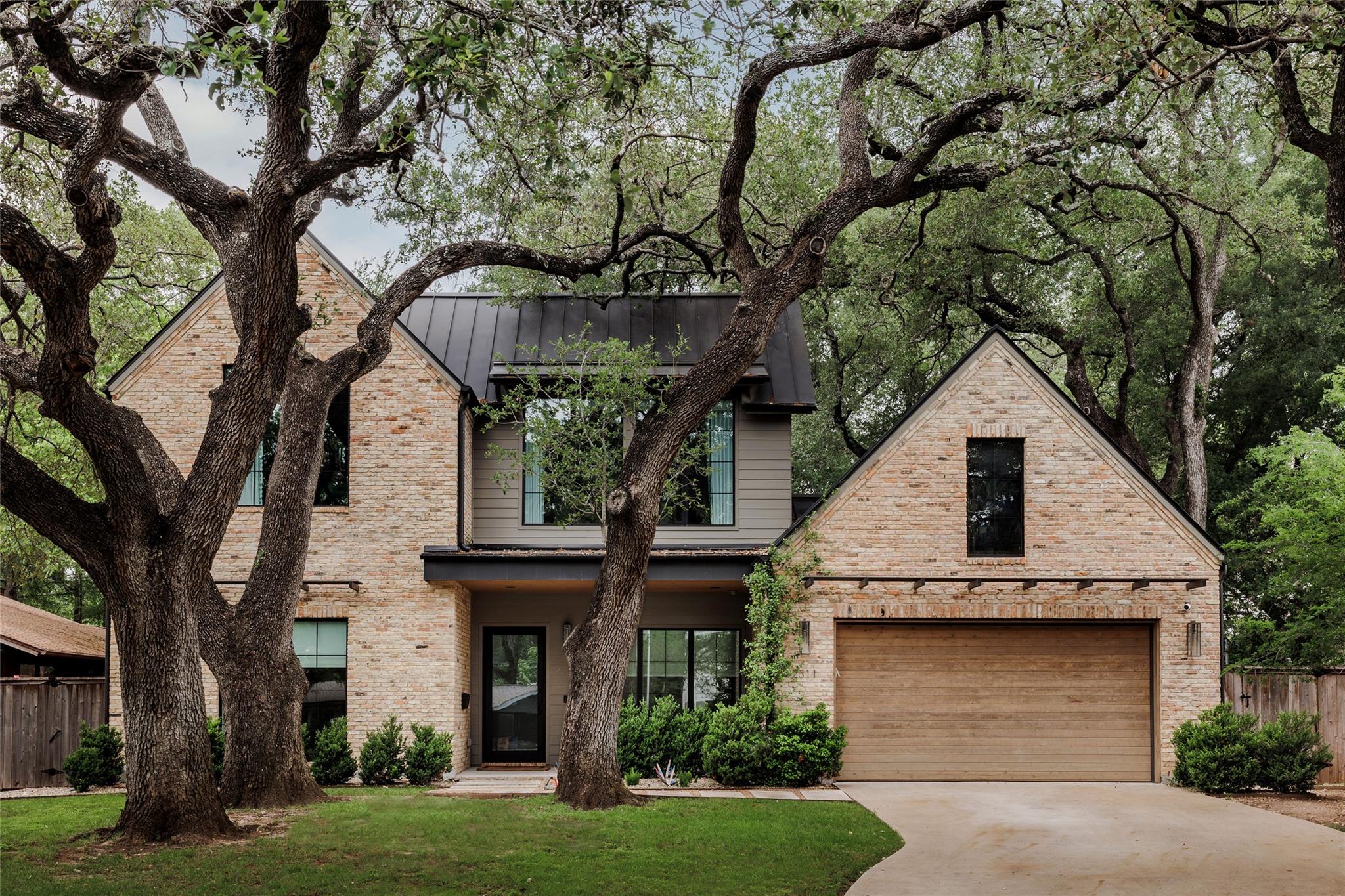 2311  Westoak Dr, Austin, TX, 78704