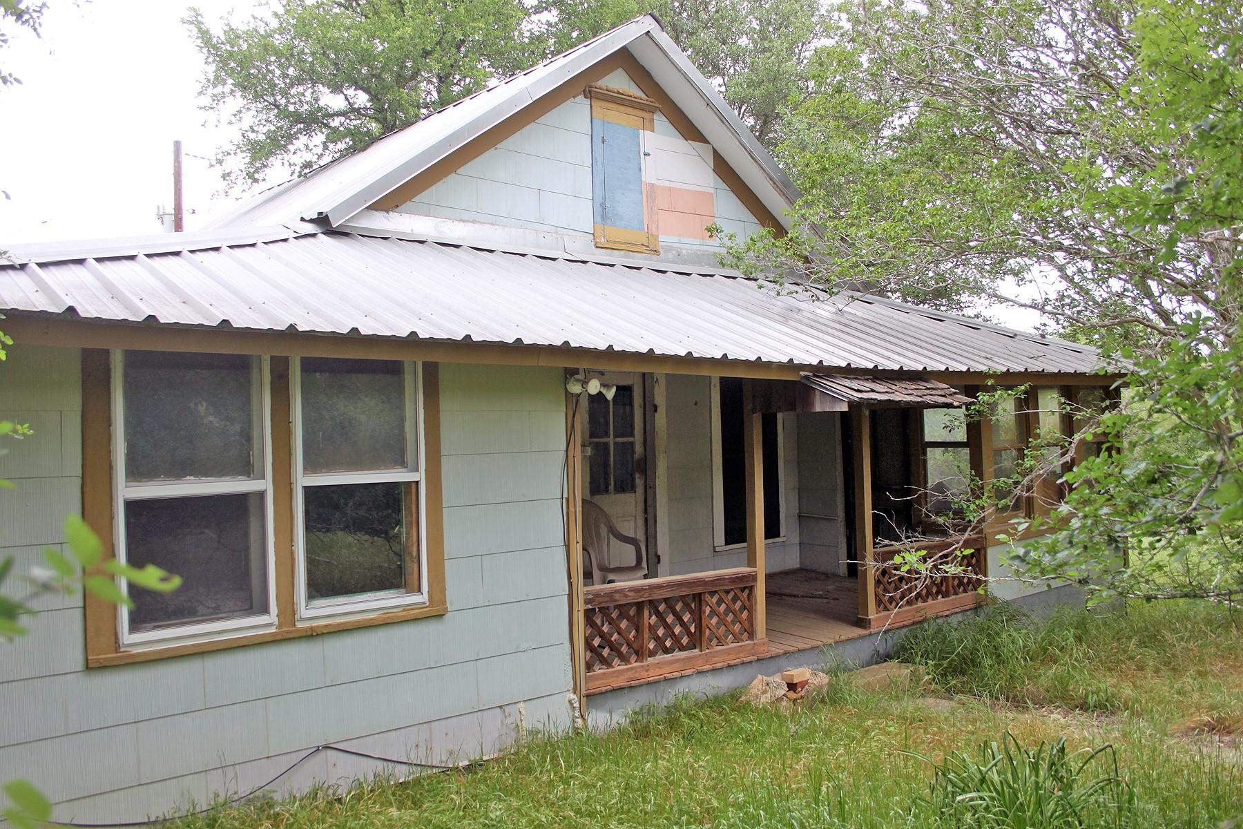 7887 Pettytown Rd, Red Rock, TX, 78662
