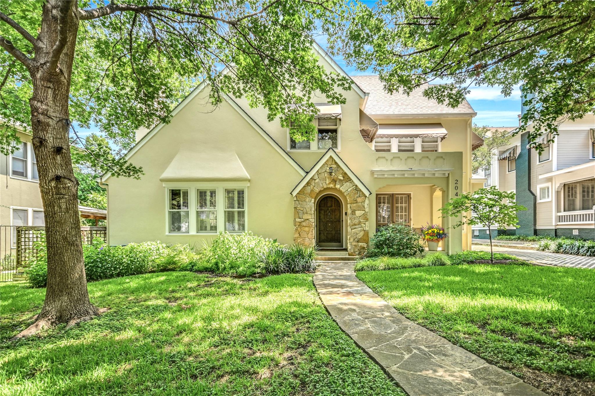 204 W 32nd St, Austin, TX, 78705