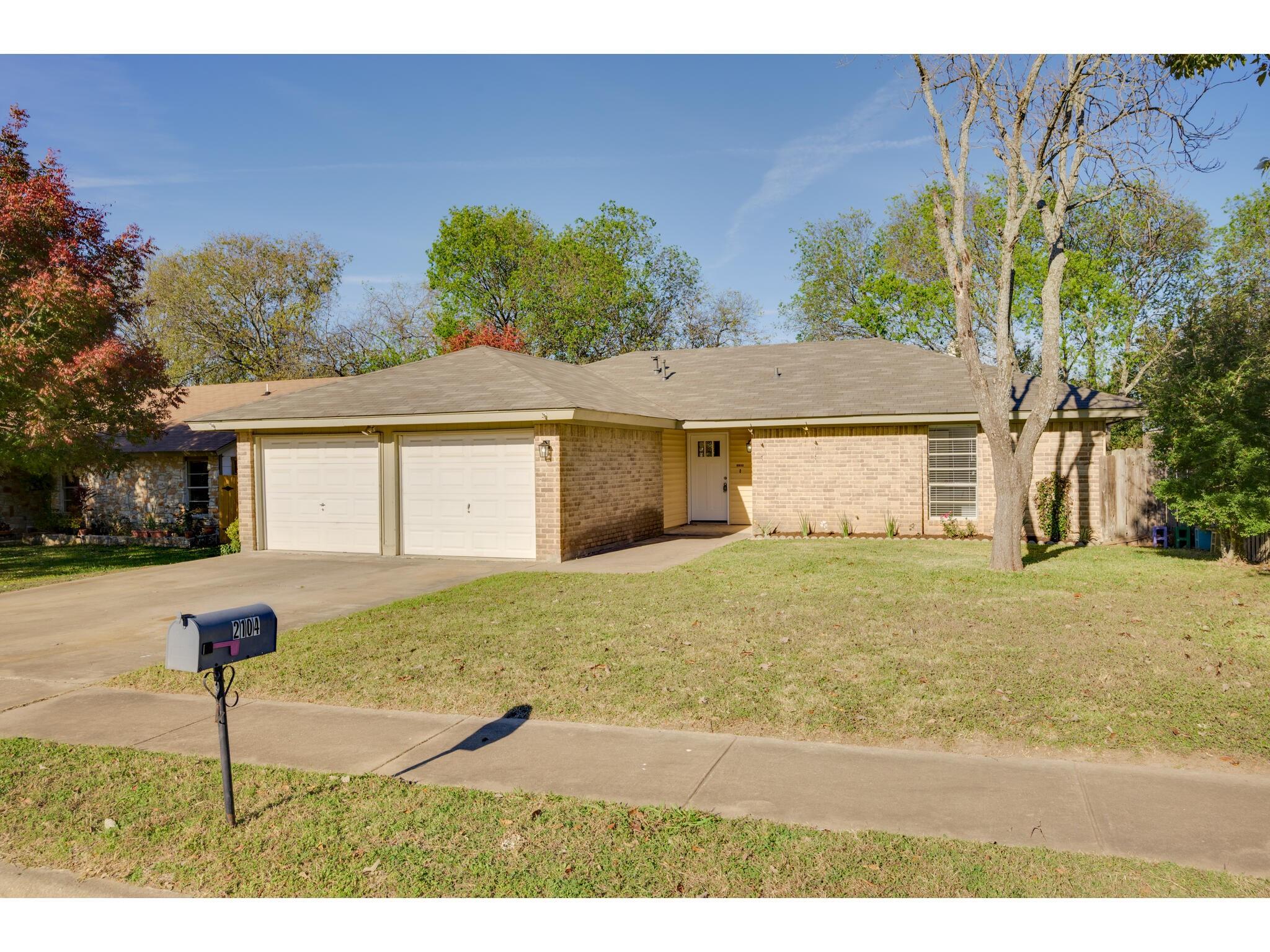 2104 Magazine St, Austin, TX, 78727