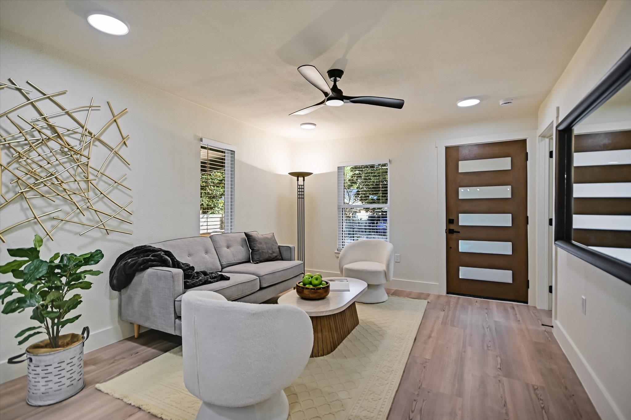 2406 Santa Maria St, Austin, TX, 78702