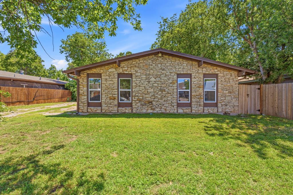1911 Hearthside Dr #A, Austin, TX, 78757