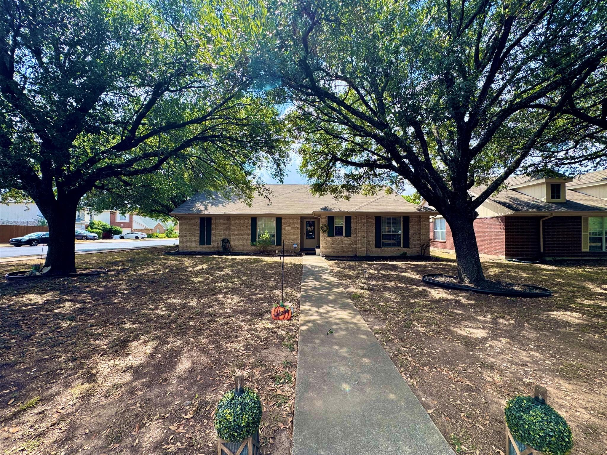 1015 Thackeray Ln, Pflugerville, TX, 78660