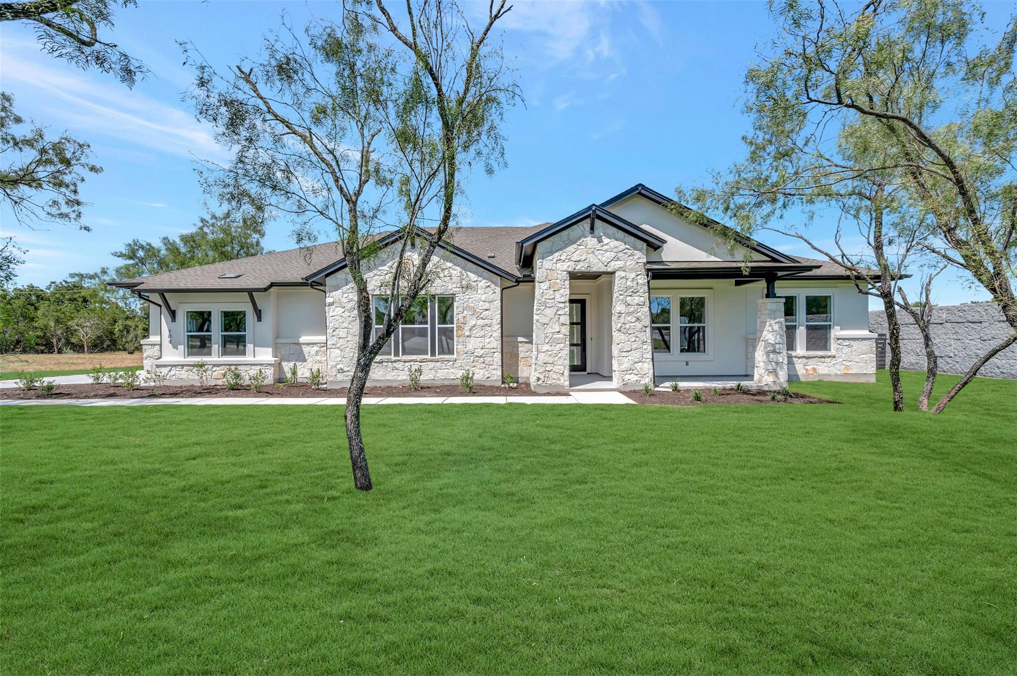 104  Rees Landing Rd, Spicewood, TX, 78669