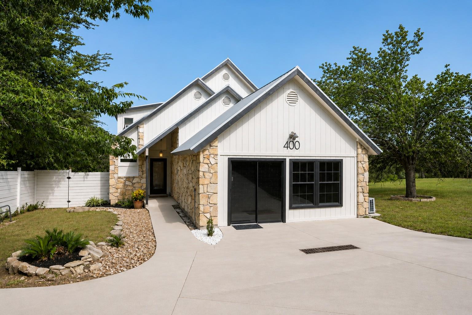 400 N Laurelwood Dr, Austin, TX, 78733