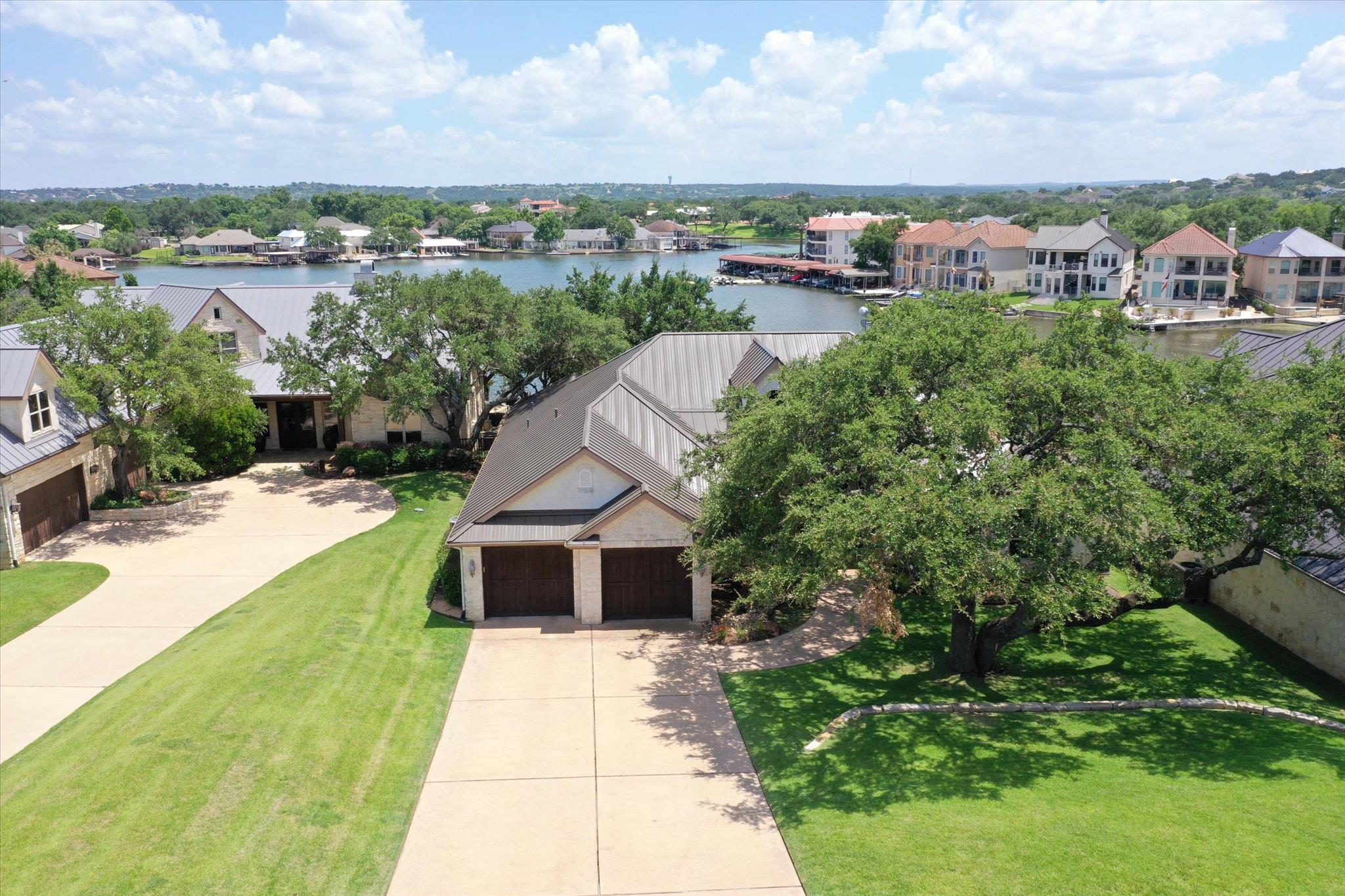 113 Wennmohs Pl, Horseshoe Bay, TX, 78657