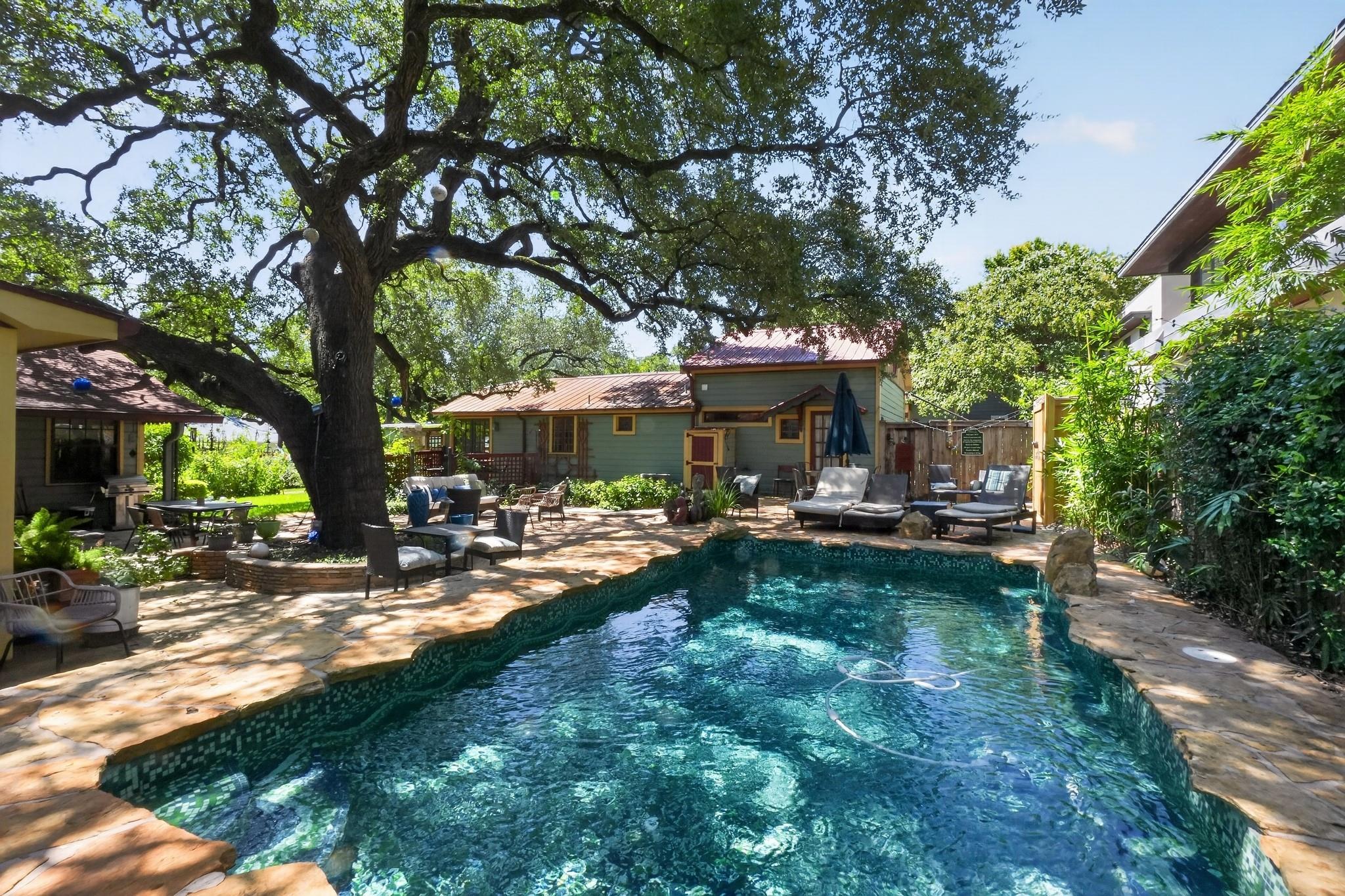 221 Park Ln, Austin, TX, 78704
