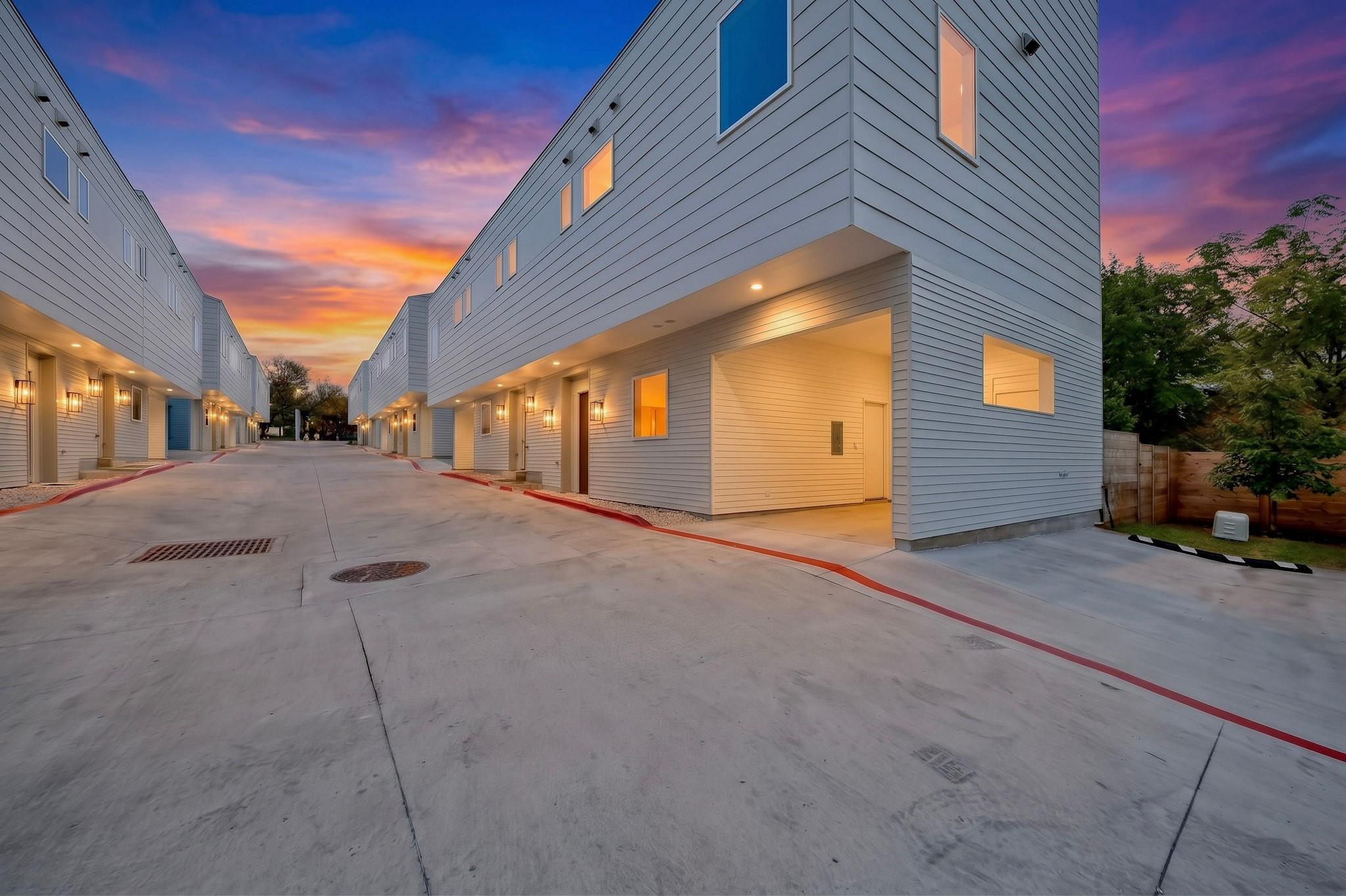 401 N Bluff Dr  #8102, Austin, TX, 78745