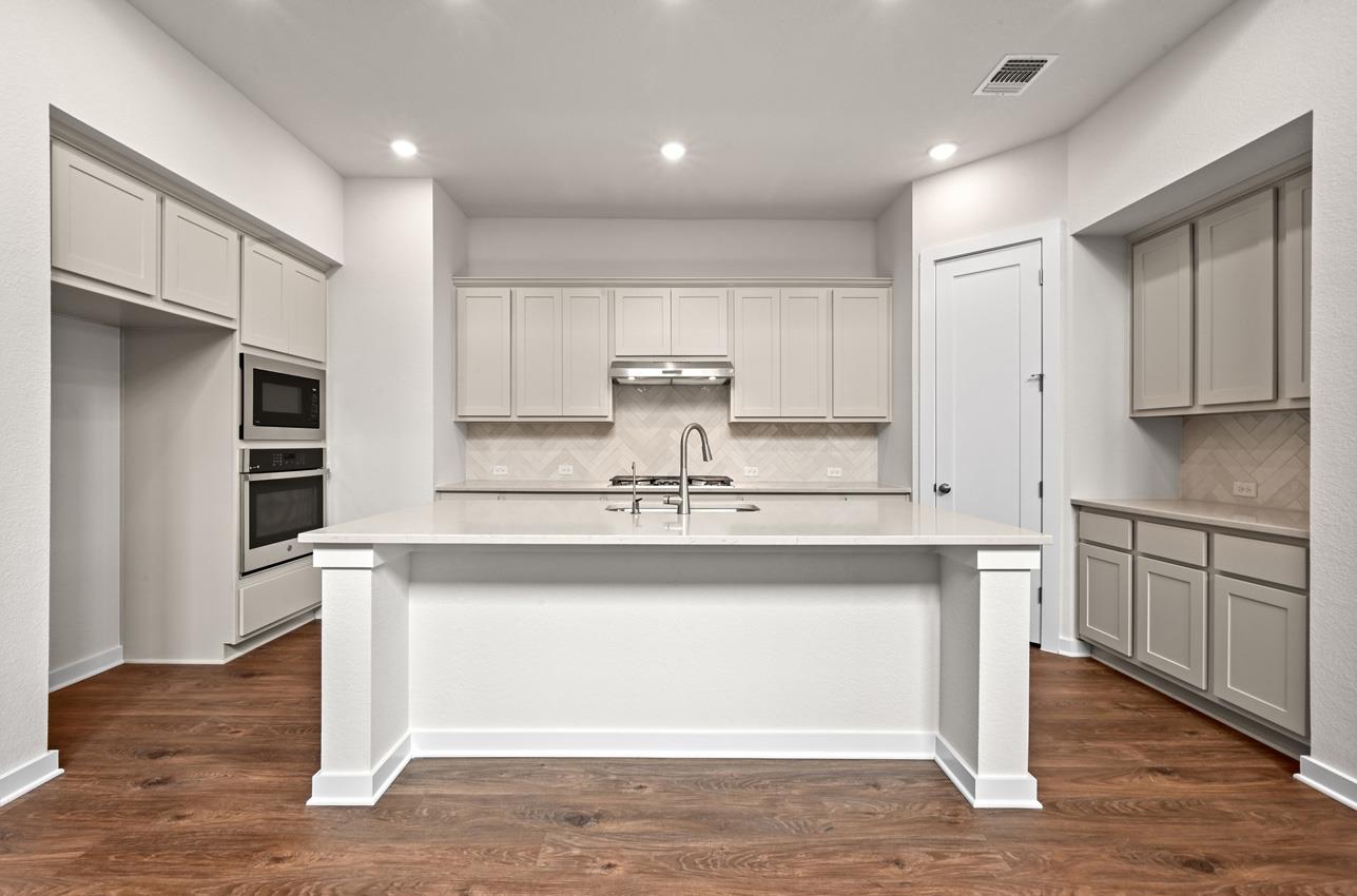 150 High Rock Pass, Kyle, TX, 78640