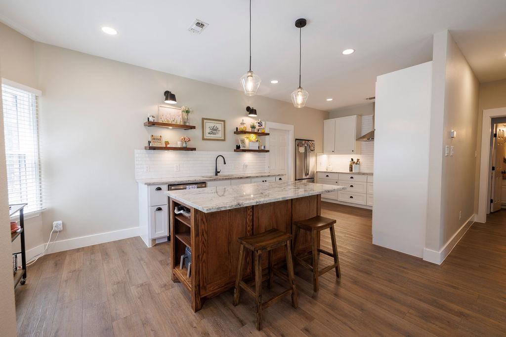 5  Champions Ln, Lakeway, TX, 78734