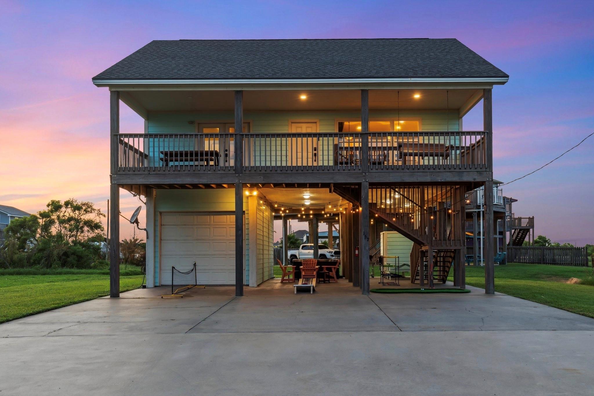 157 Verdia Dr, Crystal Beach, TX, 77650