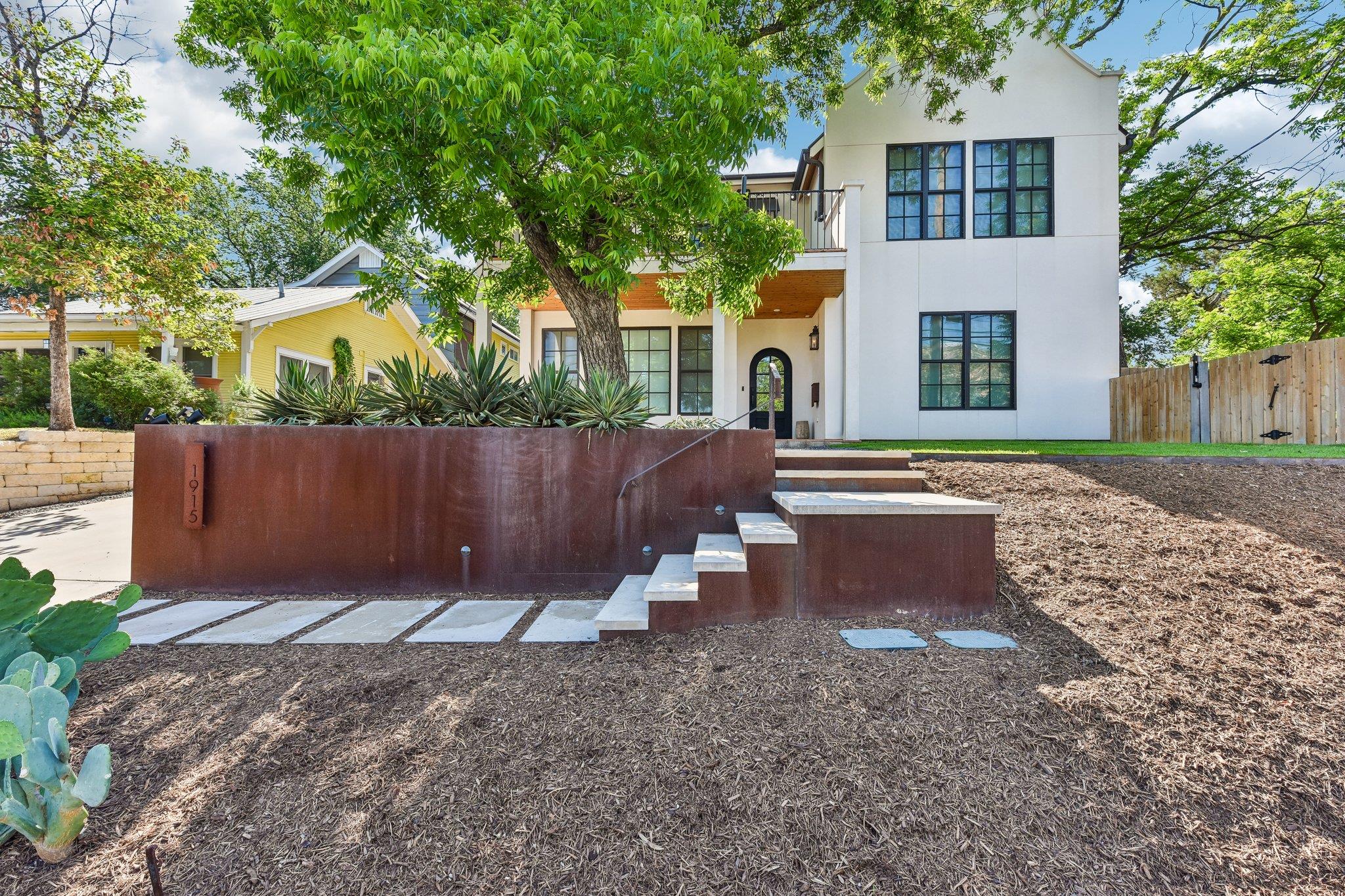 1915 Brackenridge St, Austin, TX, 78704