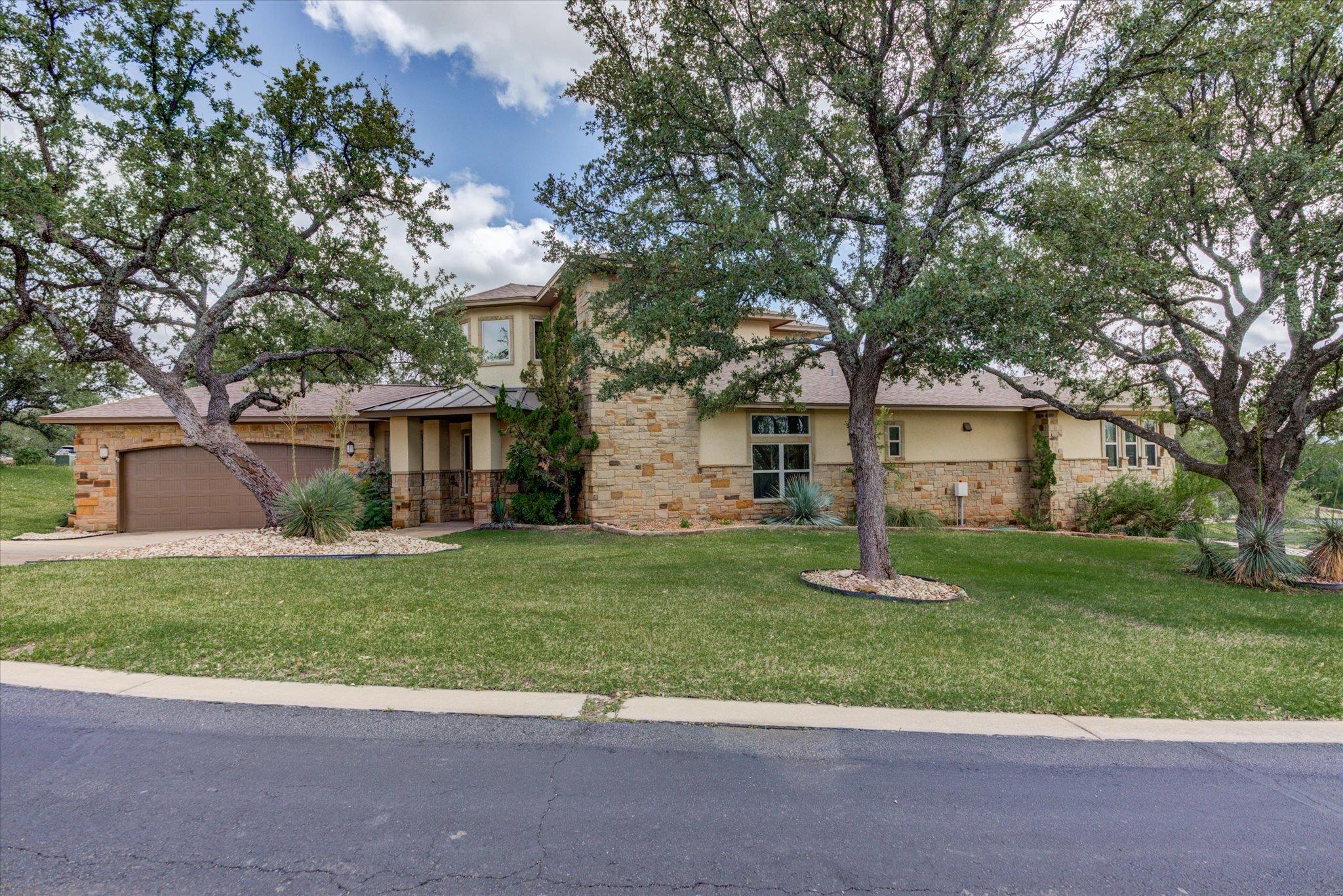 208 Colina Cove Dr, Kingsland, TX, 78639