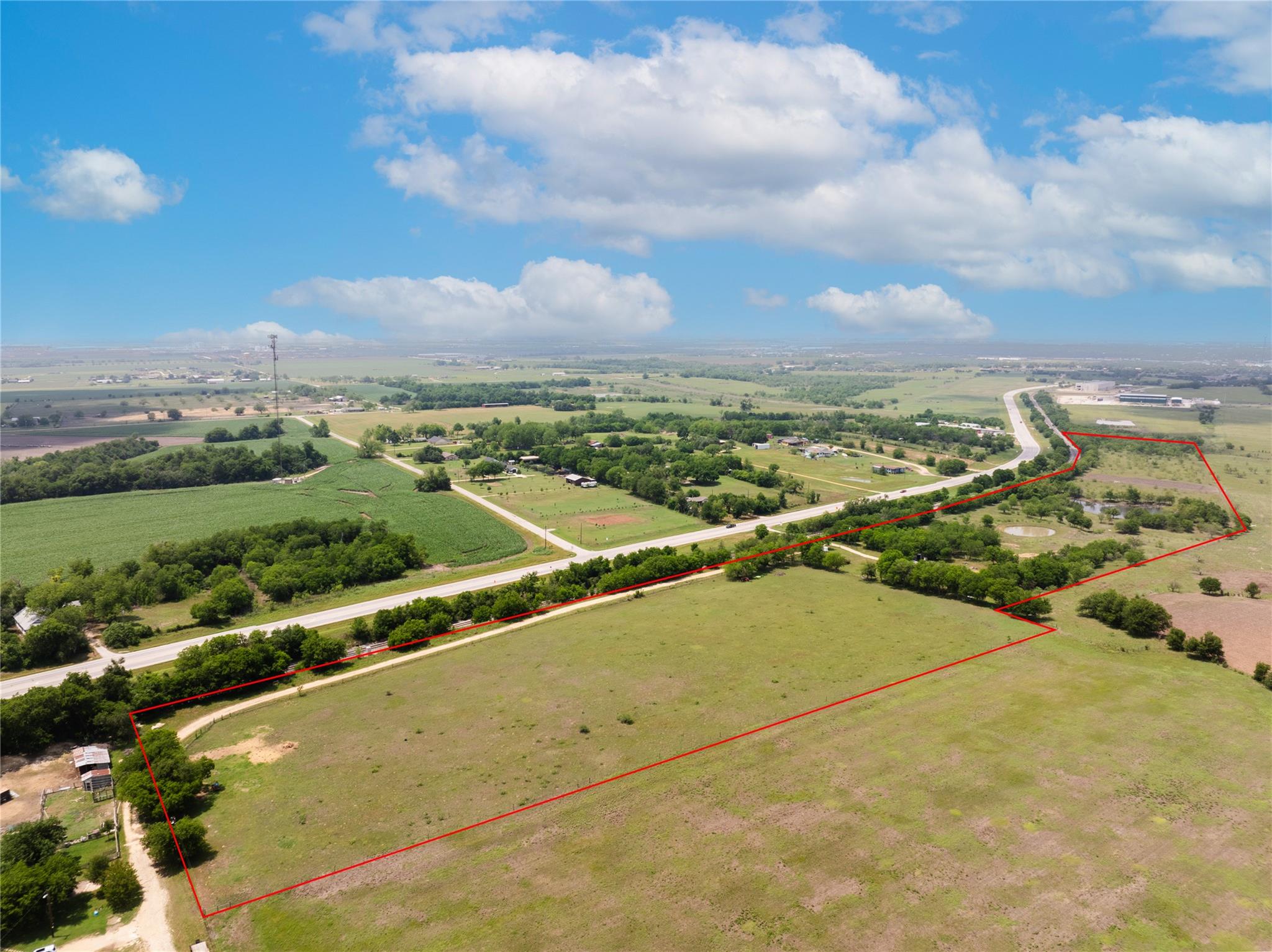 2901 and 2973 S Main St, Taylor, TX, 76574