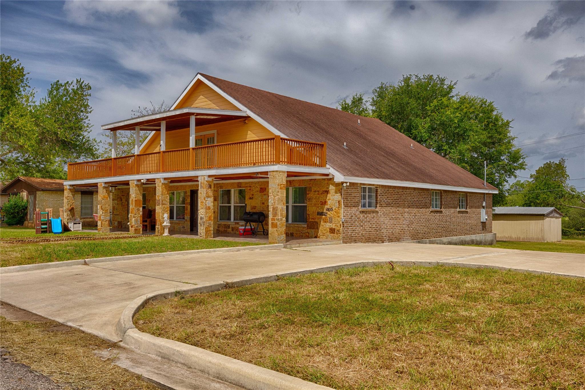 113 Thiele Dr, Yoakum, TX, 77995