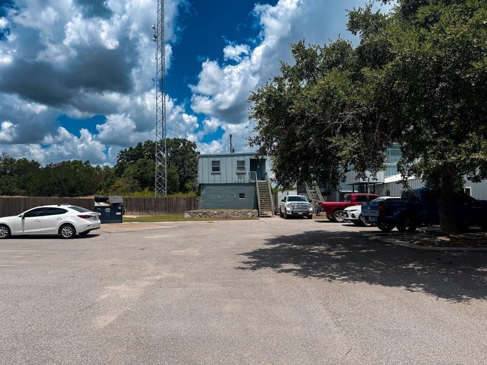 1050 1050 FM 970 None #102, Florence, TX, 76527