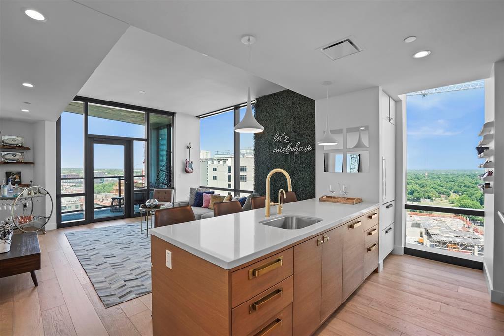 70  Rainey St  #1409, Austin, TX, 78701