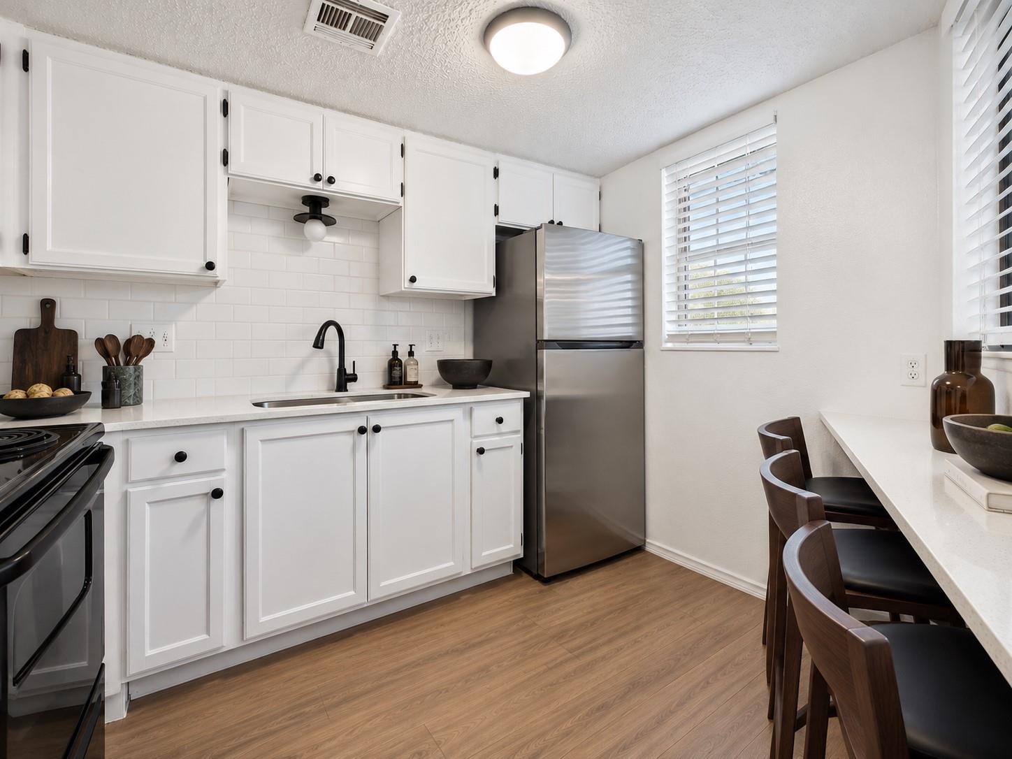 2500 Burleson Rd #201, Austin, TX, 78741