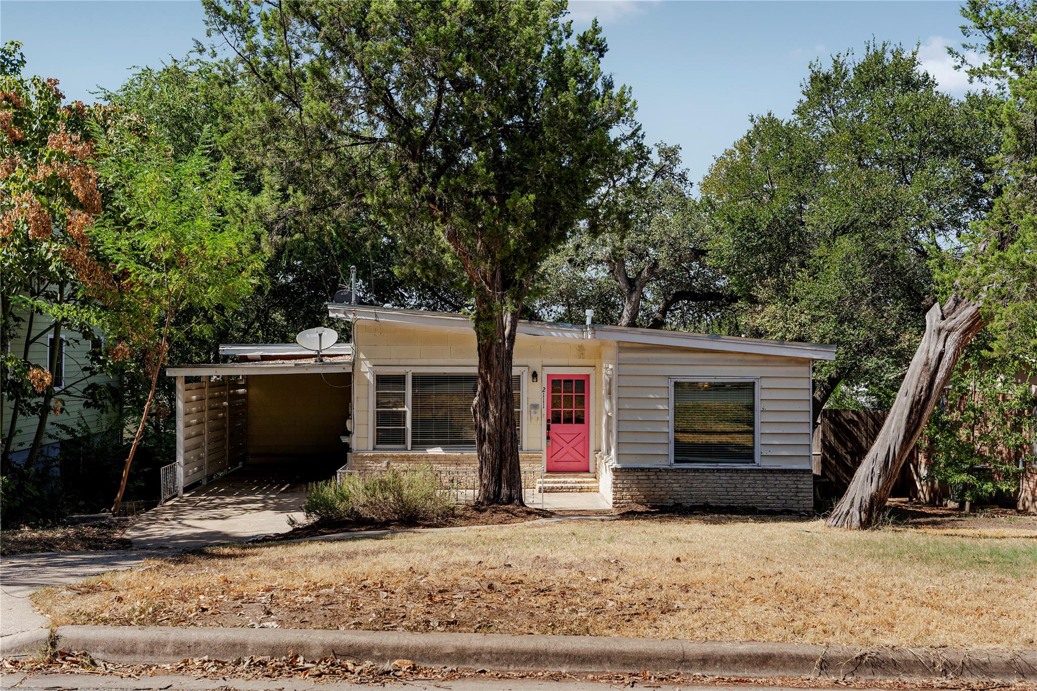 2111 W 10th St, Austin, TX, 78703