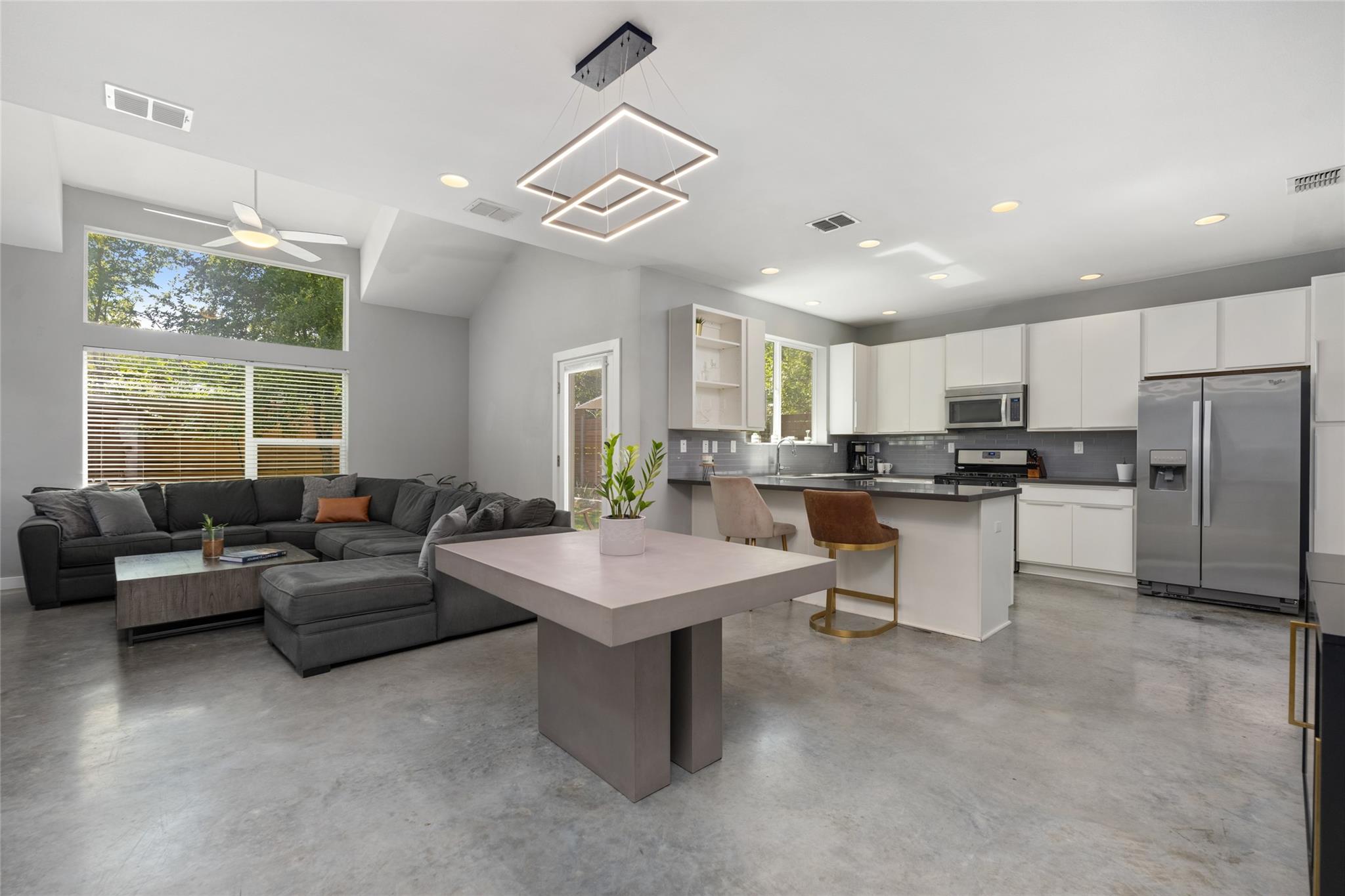 301 W Stassney Ln ##12, Austin, TX, 78745