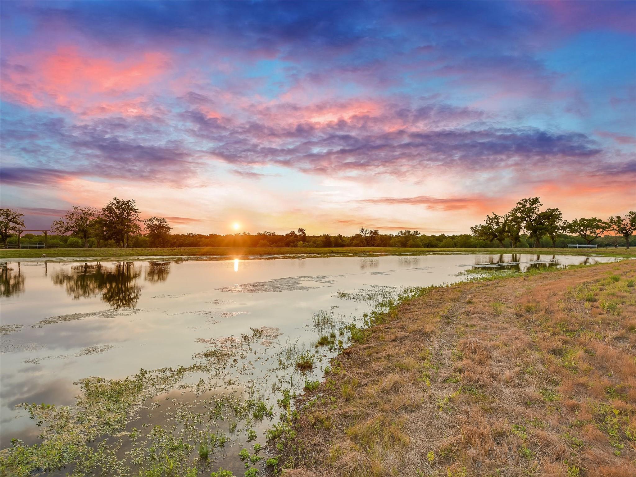 762 Karisch Rd, Giddings, TX, 78942