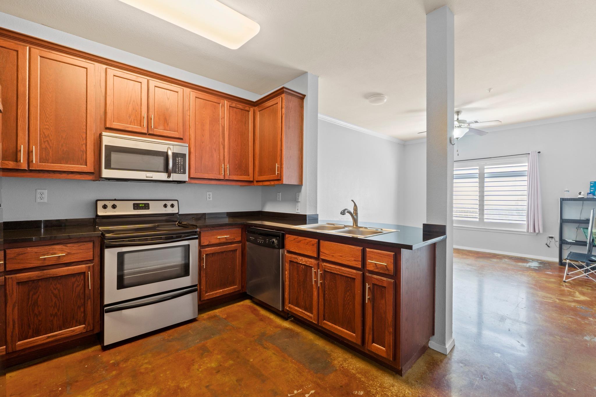 910 W 25th St #209, Austin, TX, 78705