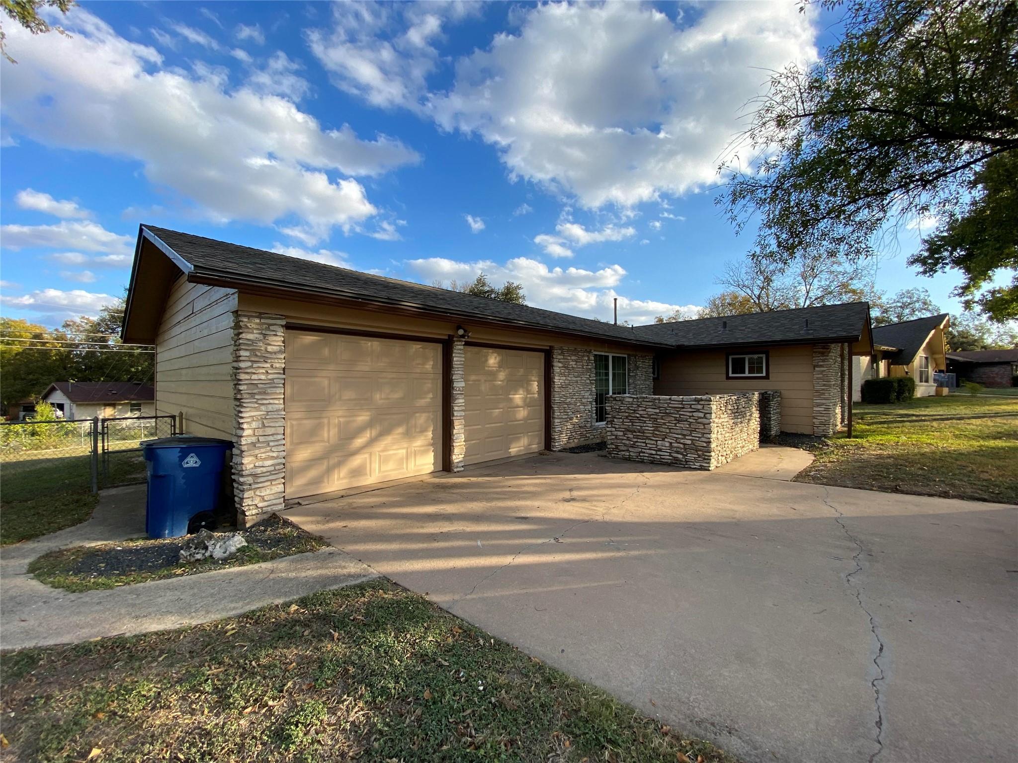 8515 Burrell Dr, Austin, TX, 78757