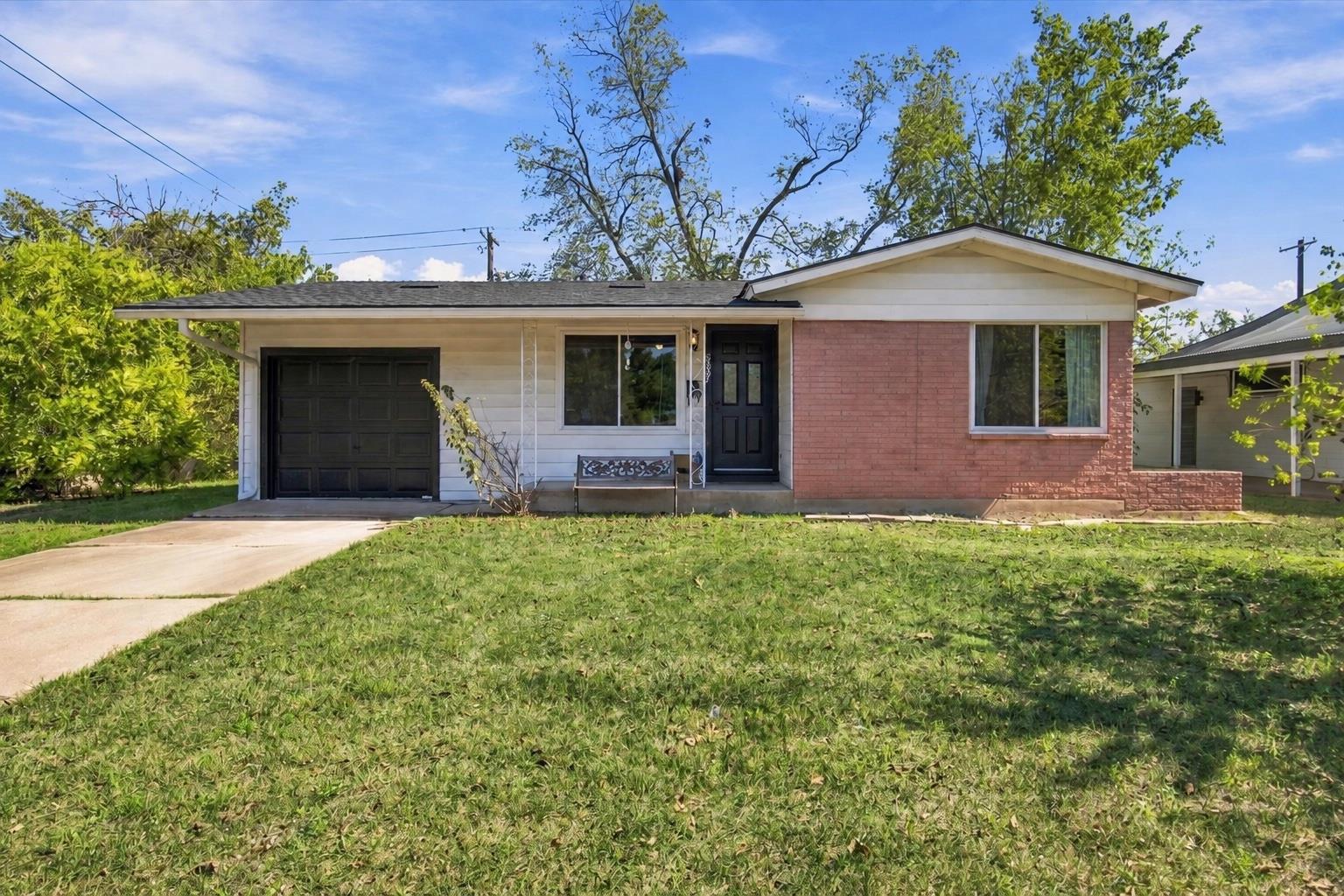 8207 Lazy Ln, Austin, TX, 78757
