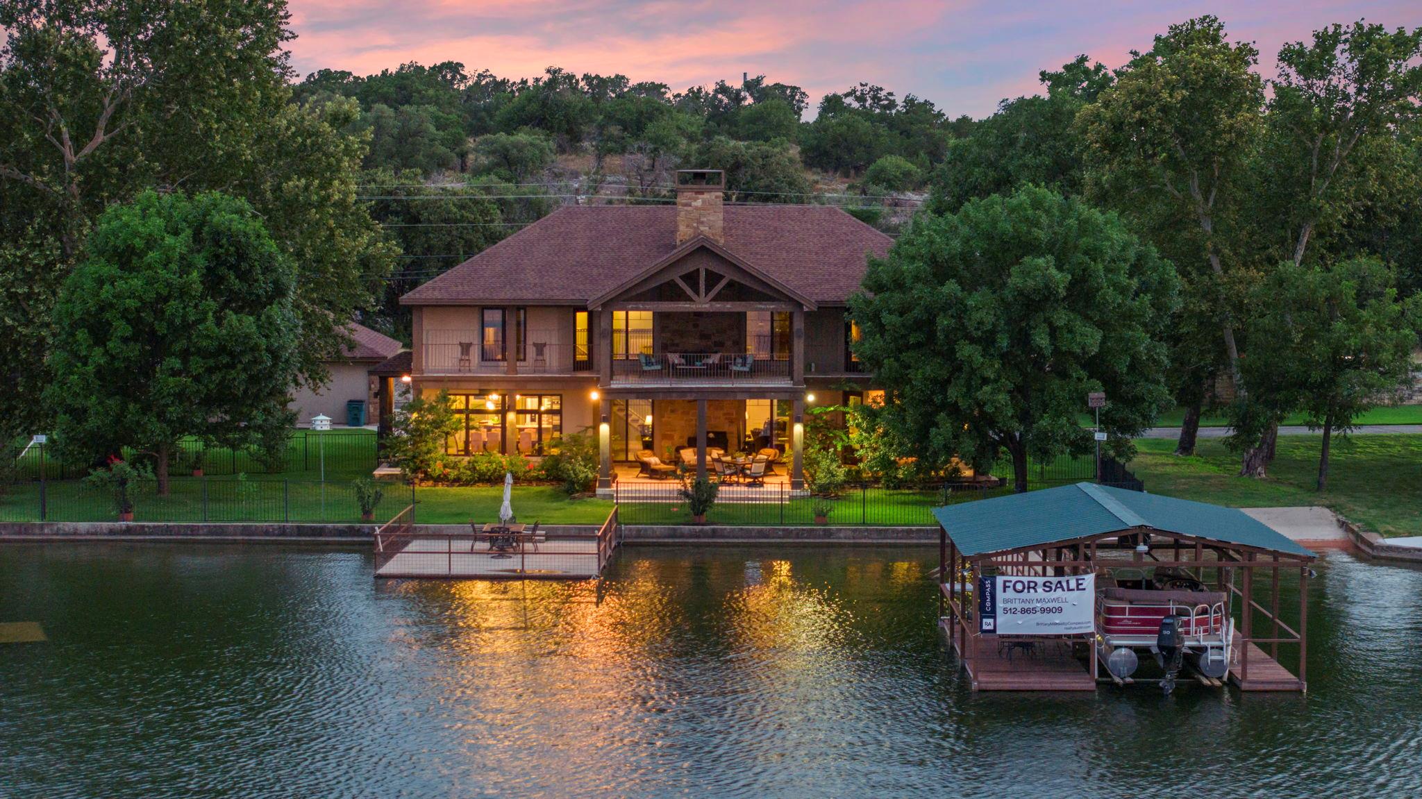 101 Palm Cv, Buchanan Dam, TX, 78609