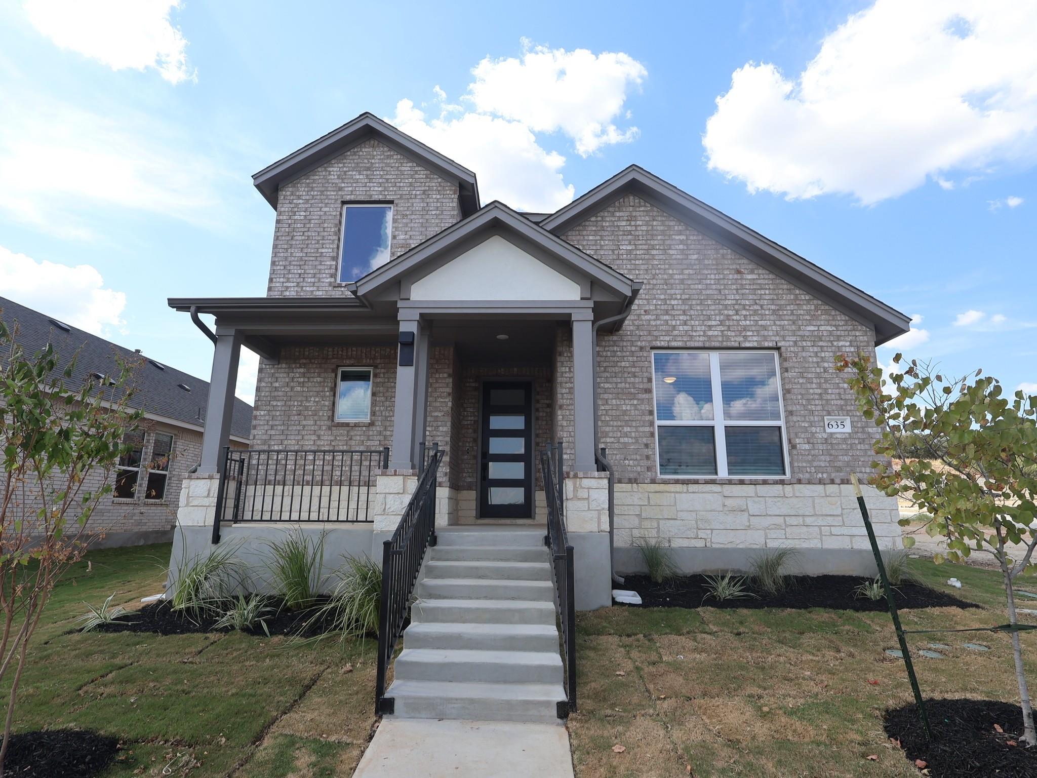 635 Clarissa St, Buda, TX, 78610