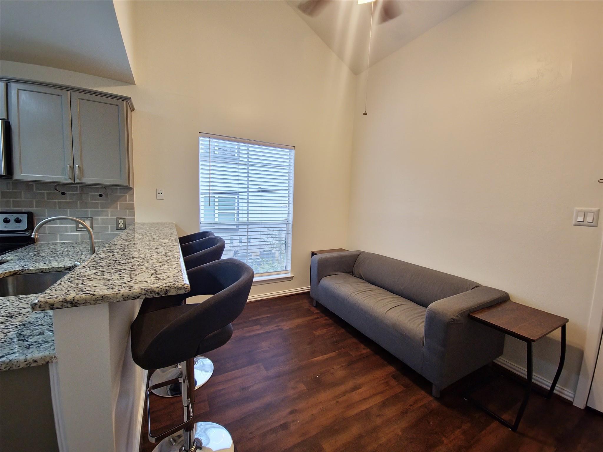 2313 Longview St #205, Austin, TX, 78705