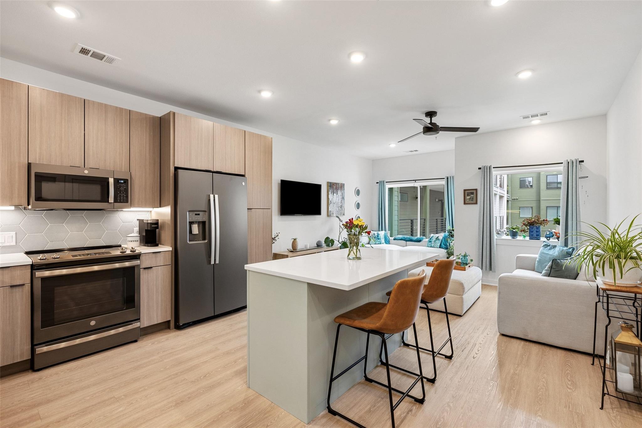 4802 S Congress Ave #411, Austin, TX, 78745