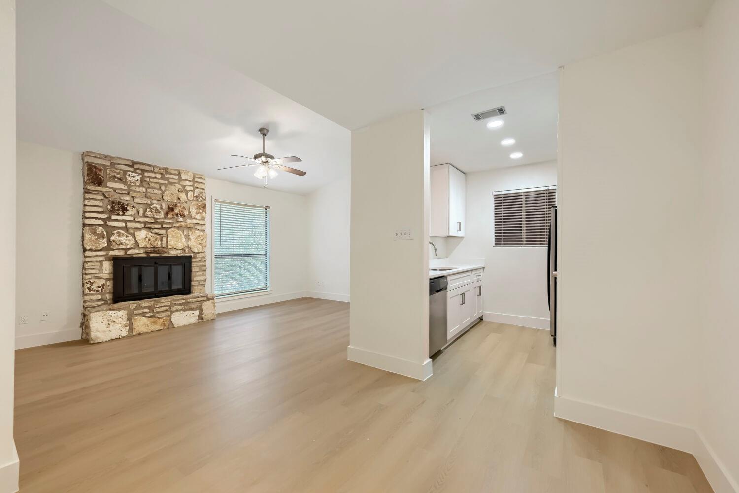 6903 Deatonhill Dr #31, Austin, TX, 78745