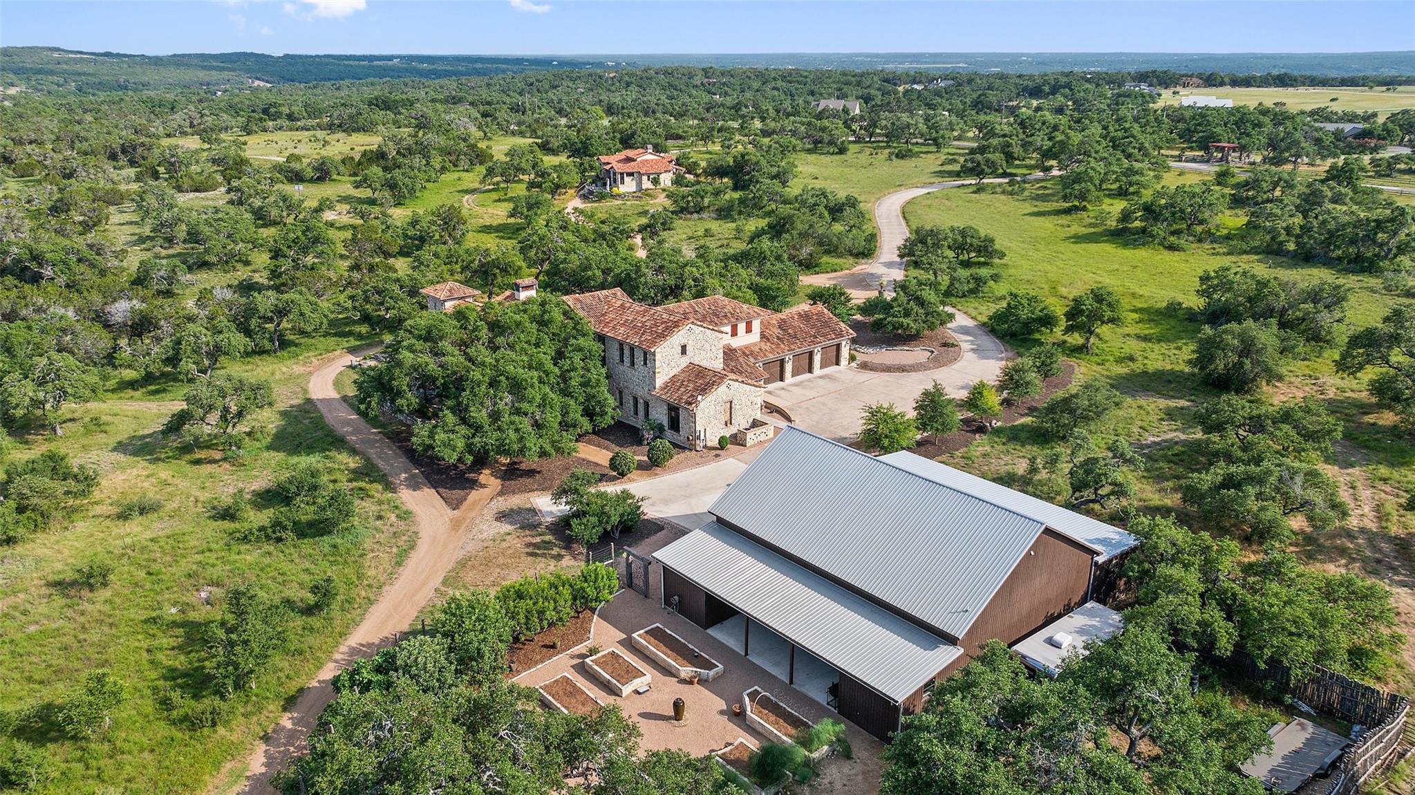 418 Cattle Trail Dr, Dripping Springs, TX, 78620