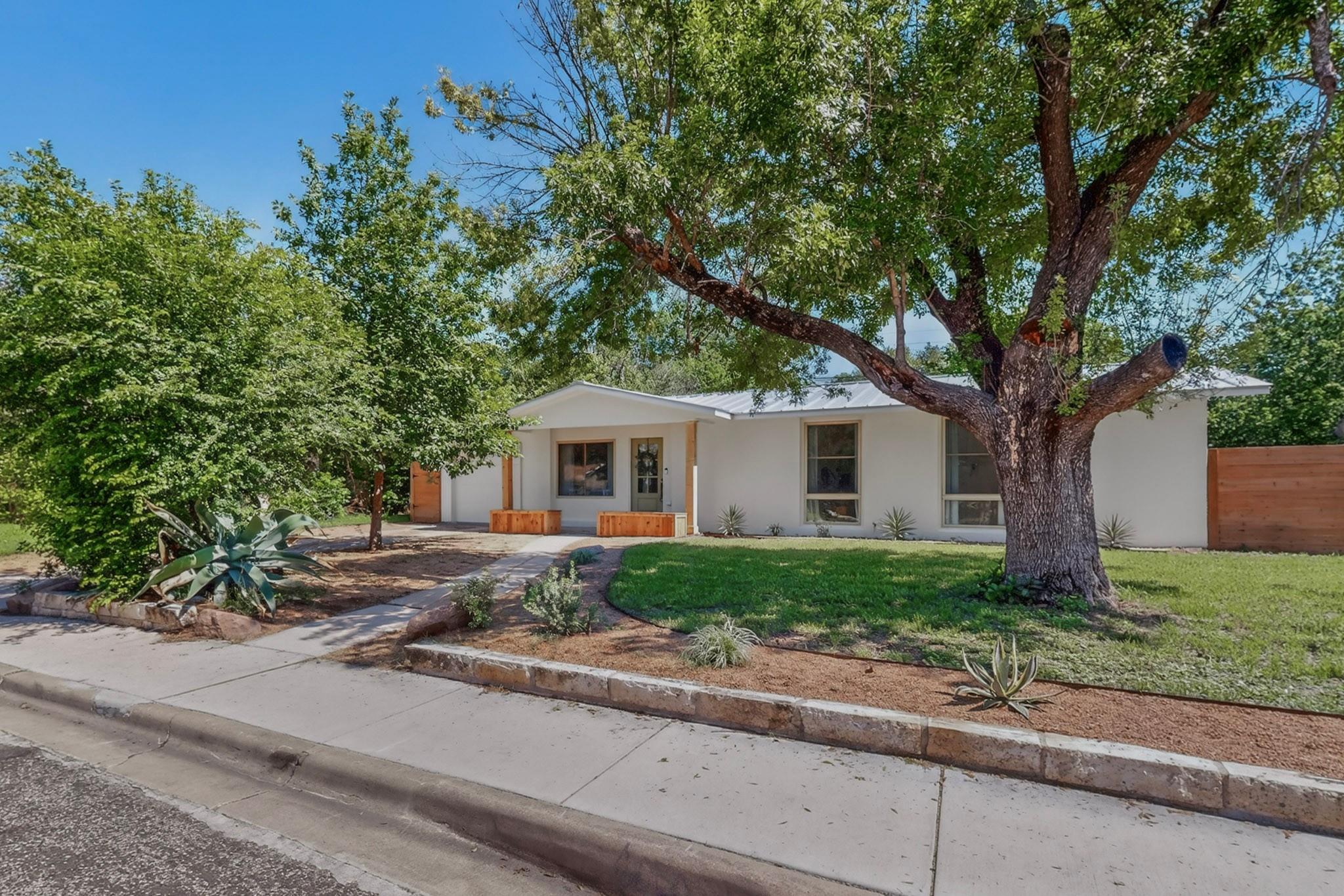 1308 BROADMOOR Dr, Austin, TX, 78723