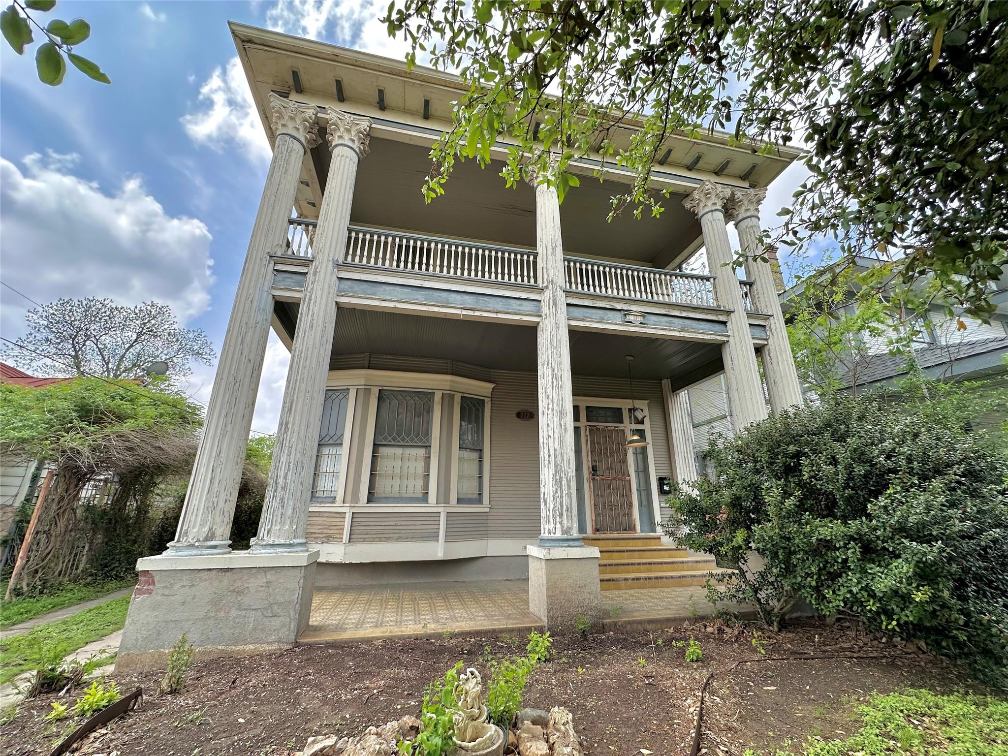 727 N Pine St, San Antonio, TX, 78202