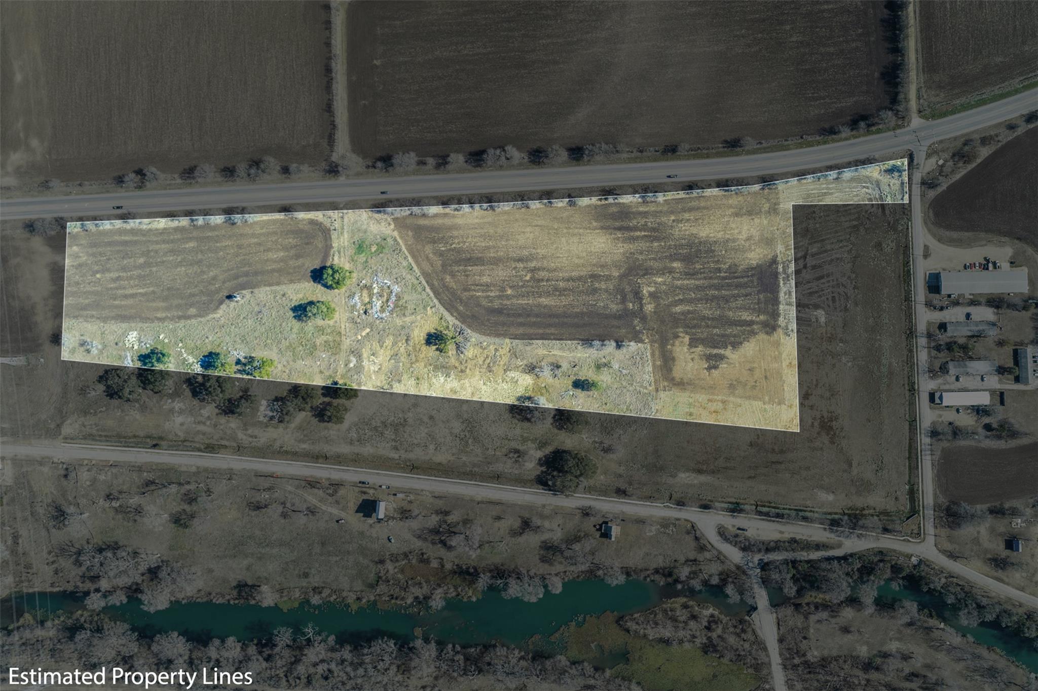 600 NW River Rd, Martindale, TX, 78655