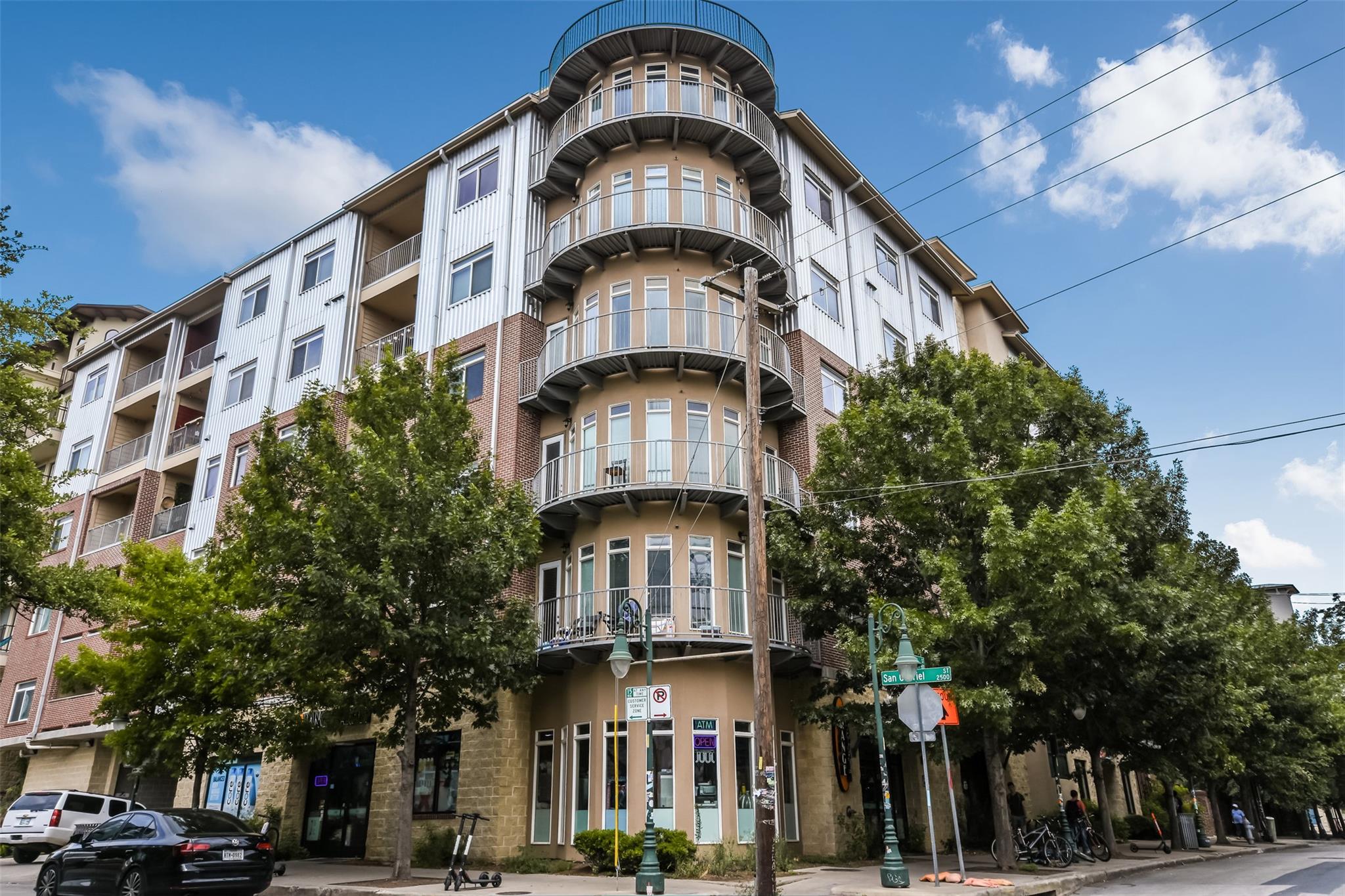 910 W 25th St #503, Austin, TX, 78705