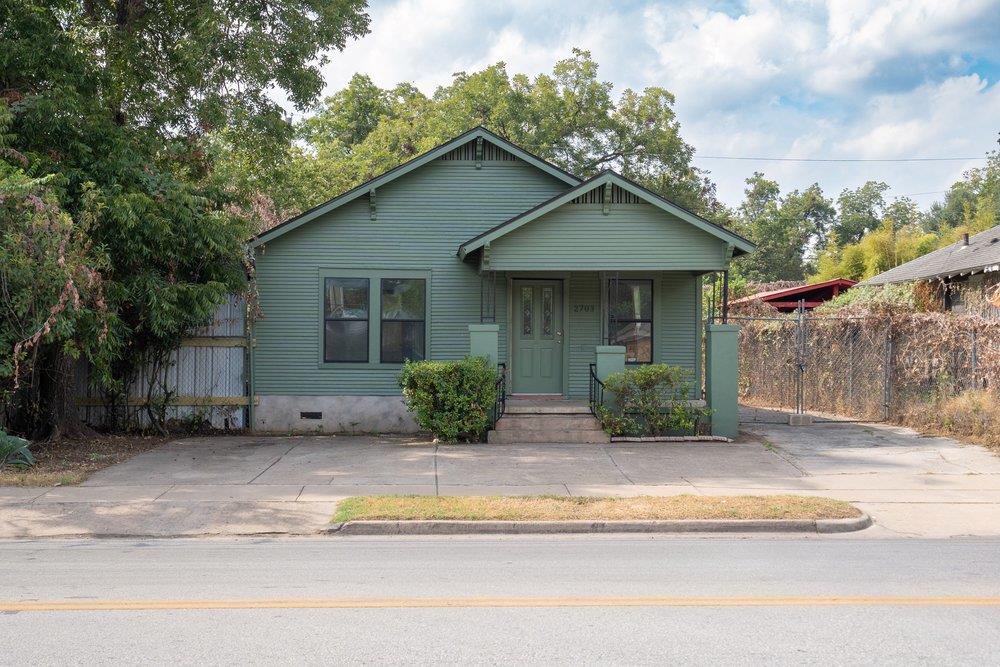 2703 E Cesar Chavez St, Austin, TX, 78702